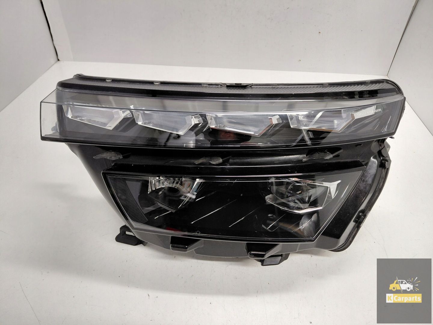 658.941.015.B, Feux arrière à LED complets Skoda Kamiq B, parfaitement fonctionnels