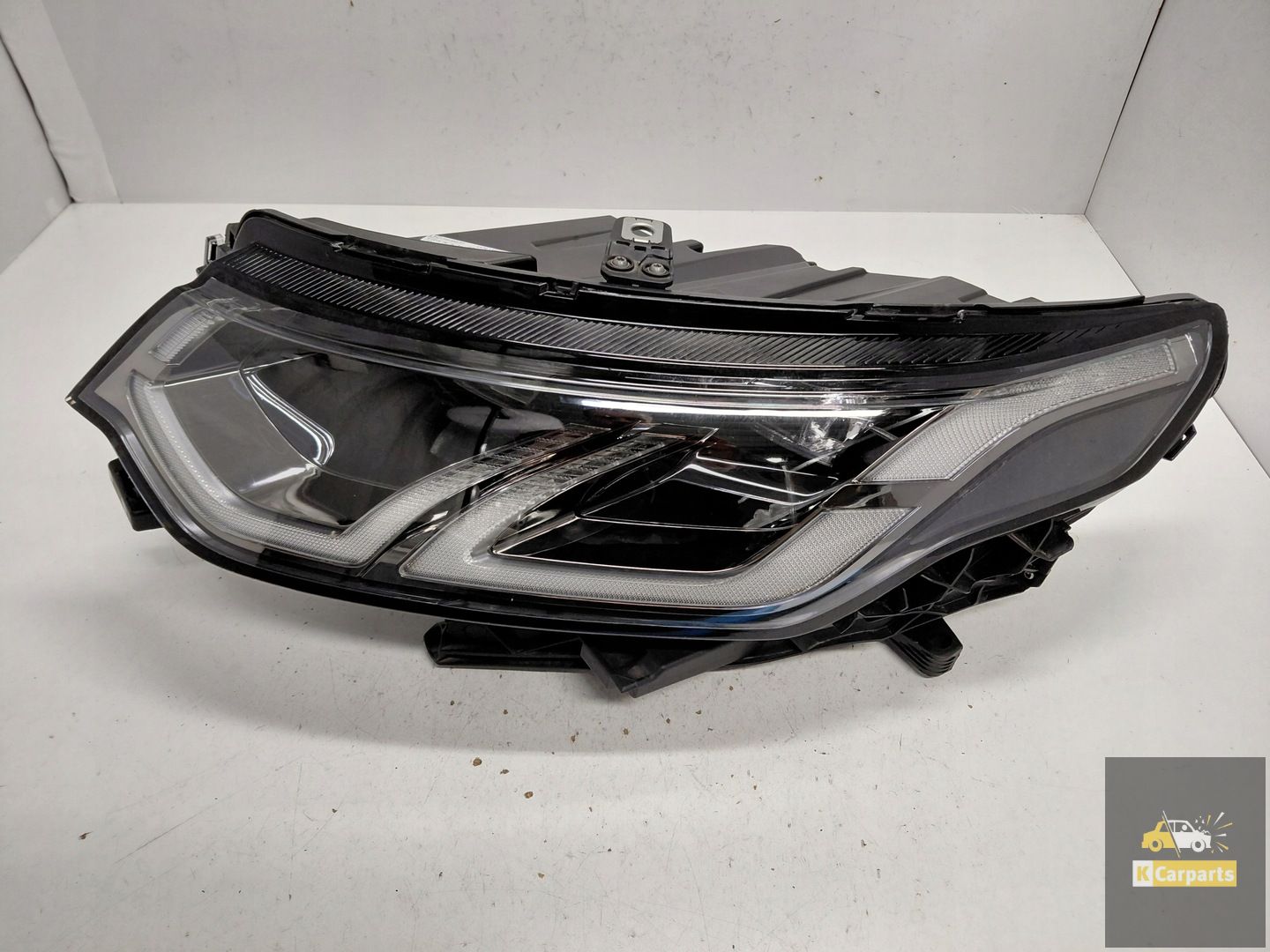 LK72-13W030-EB, Land Rover Discovery Sport Lift L550 Full Led MID-lamp links