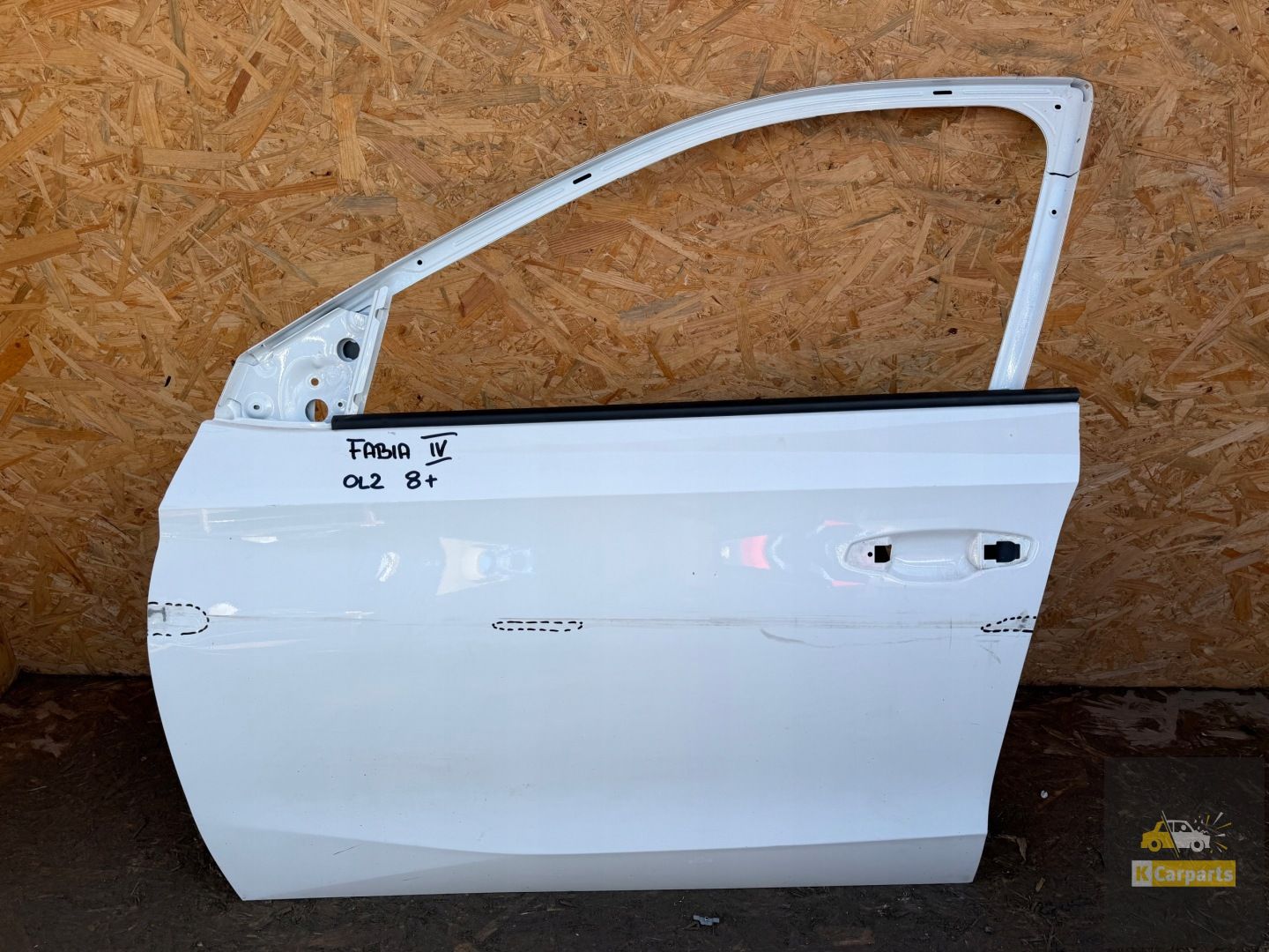 Skoda Fabia IV 4 2021- left front door