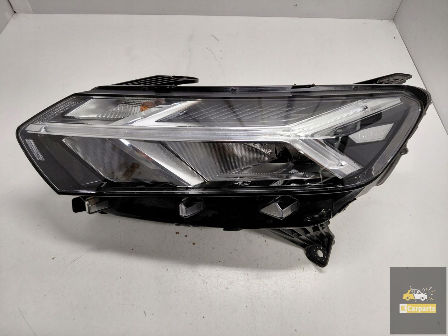 260606033R, Dacia Sandero III Logan III Zilver LED-links
