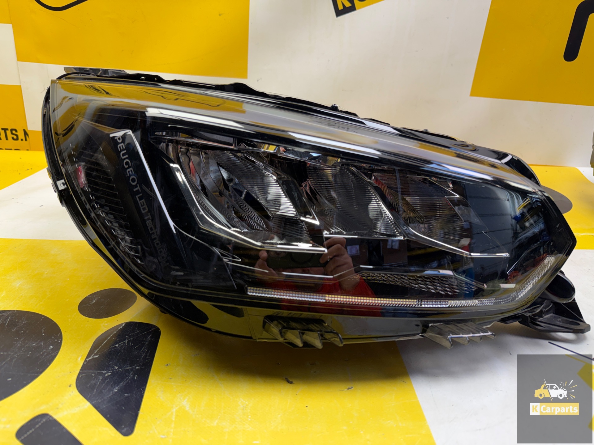 Koplamp PEUGEOT Rechts 208 FACELIFT II 2 2008 II 2 LED 19-2025