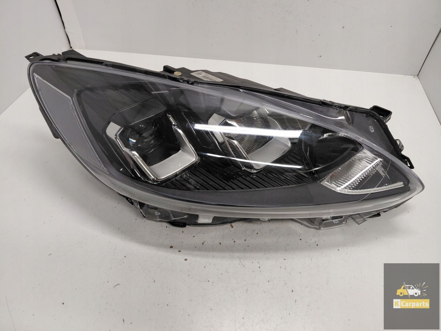 LV4b-13E014-CD, Ford Kuga Mk3 1 Lampglas Led dimlicht rechts