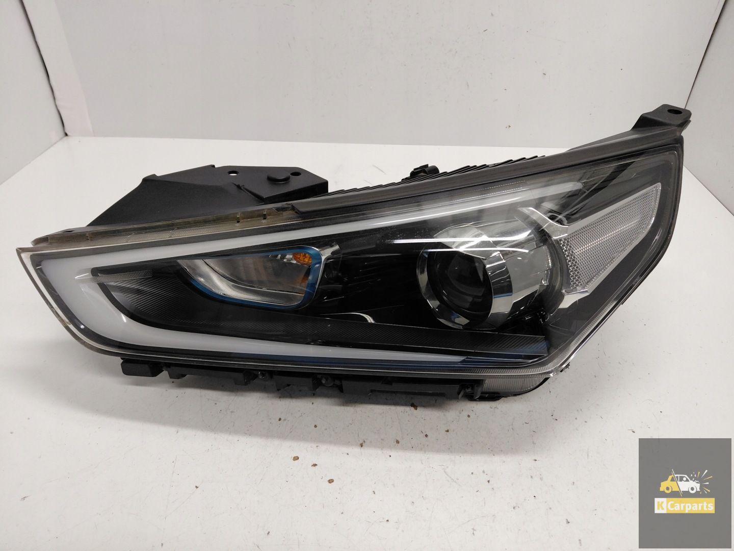 J06L, Hyundai Ioniq Xenon-lamp links