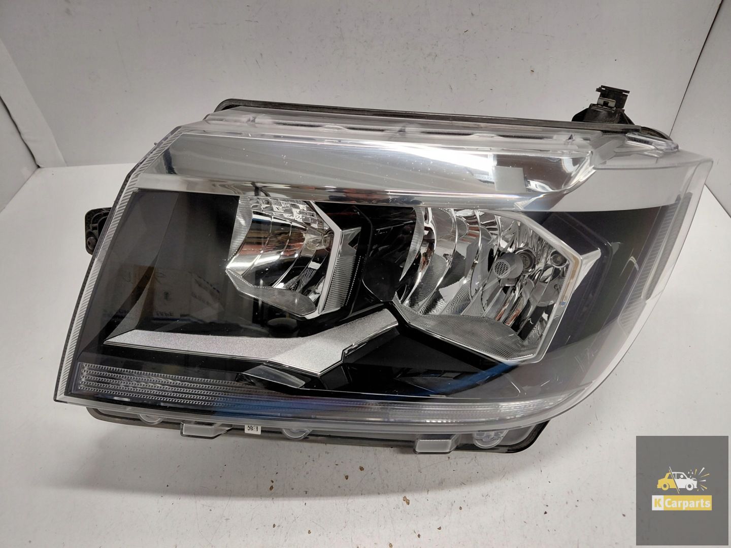 7C1.941.005, VW Crafter II Lamp left normal Ideal