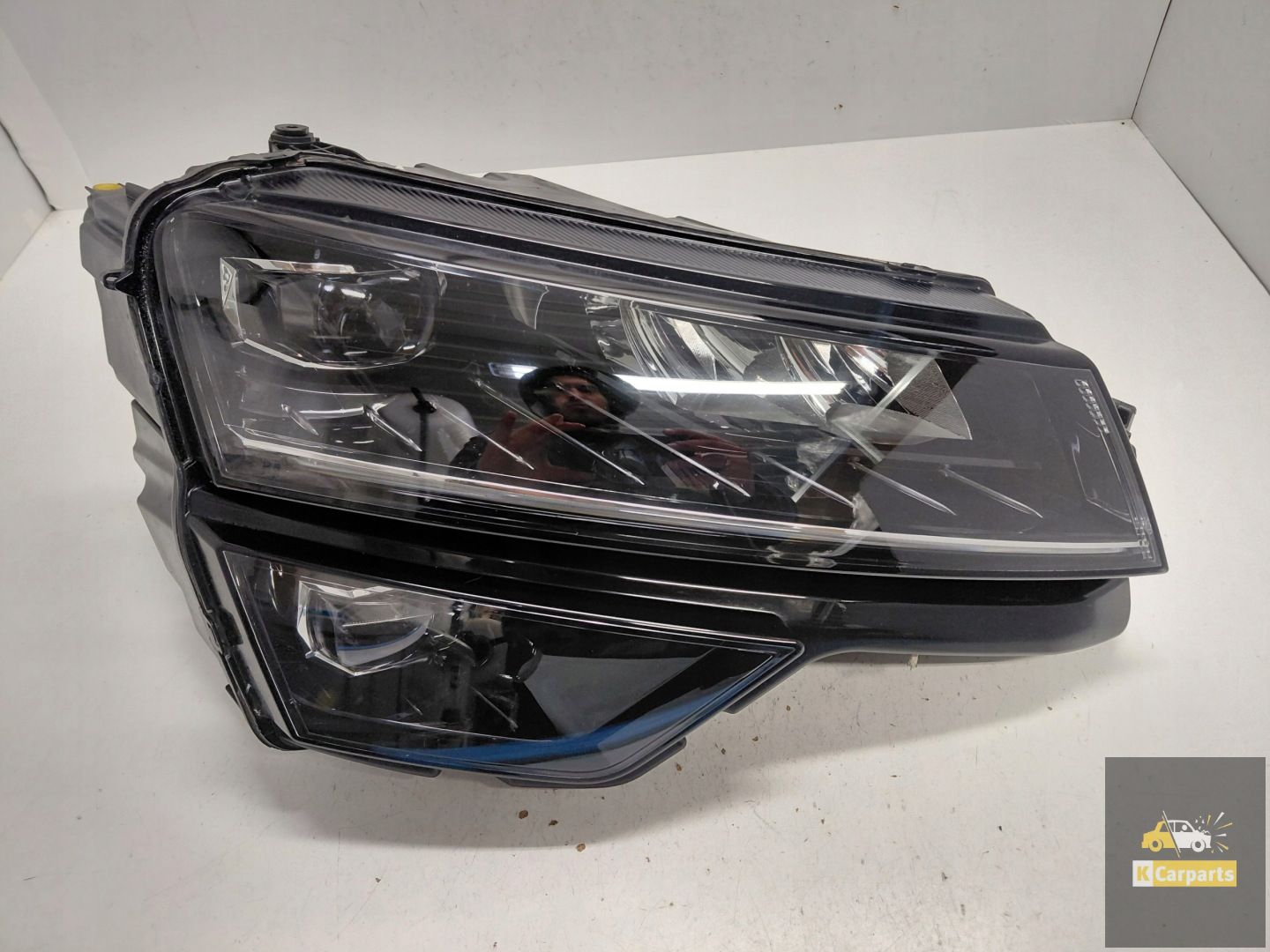 57B.941.016.F, Skoda Karoq Voll-LED-Leuchte rechts