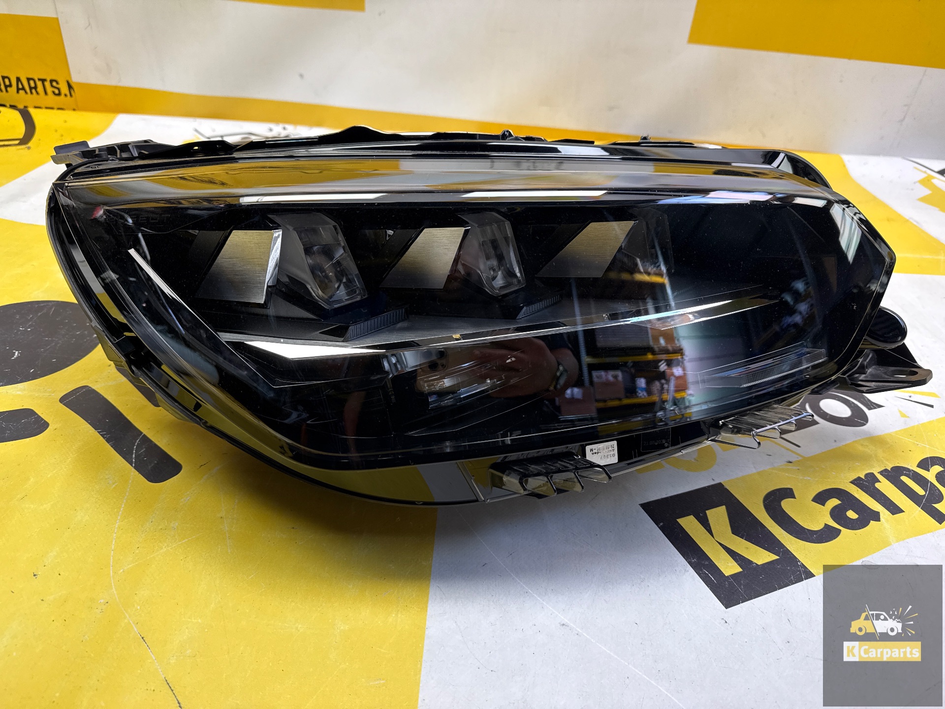 PEUGEOT KOPLAMP RECHTS 2008 208 FACELIFT FULL LED 9850597780