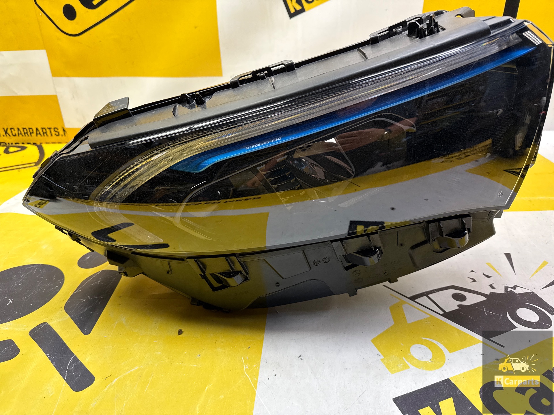 A2439062801, Mercedes EQA EQB W243 Feu droit à LED haute performance