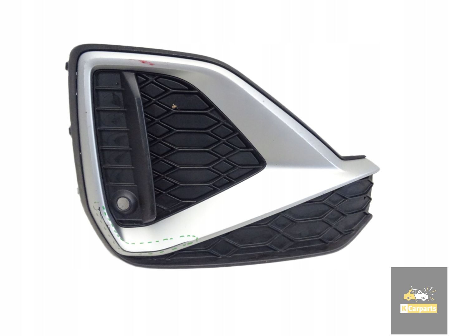 81a807682q, AUDI Q2 81A LIFT S-LINE RECHTER VOORBUMPER GRILLE