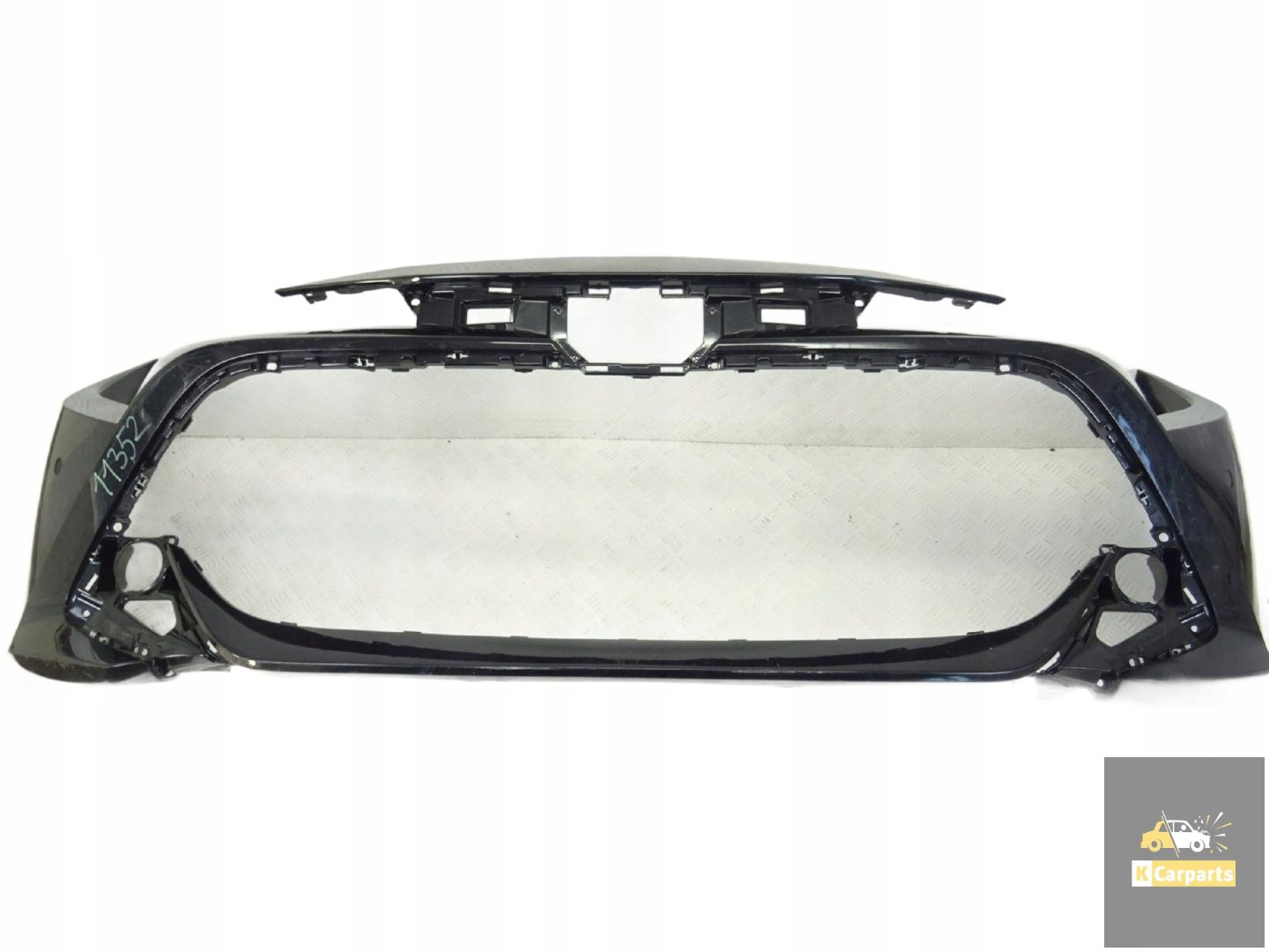 Toyota Corolla 18- Front bumper NEW MODEL