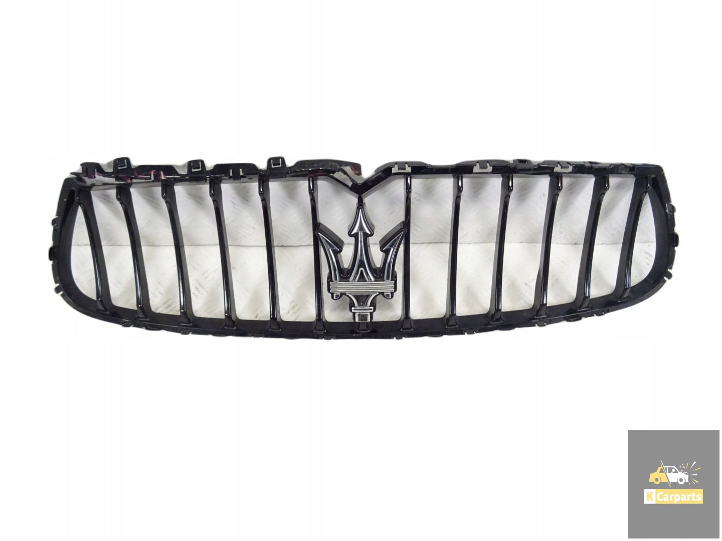 670011097, Maserati Ghibli Frontstoßstangengrill