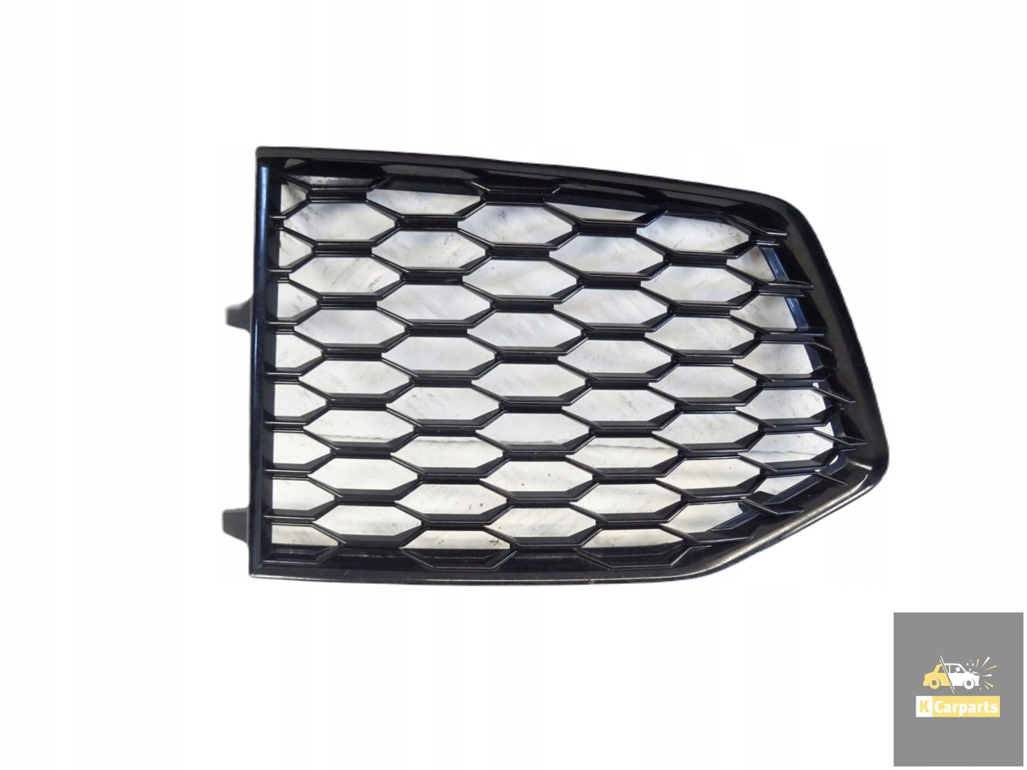 8U0807682M, AUDI RSQ3 8U0 GRILLE DE PARE-CHOCS AVANT DROIT LIFT