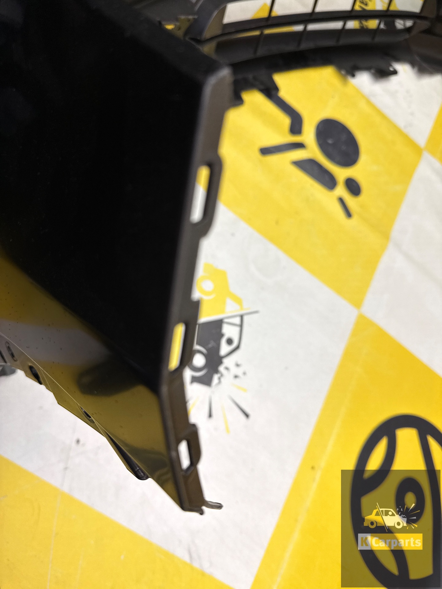 0_69b3f894171accb517891667.jpeg