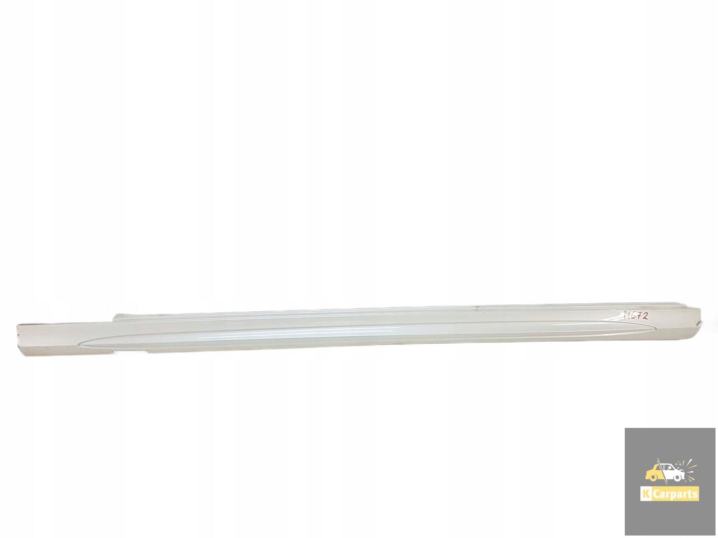 QQ1AAQ8Q, Dorpelstrip LINKS Mercedes E 212 AMG LIFT
