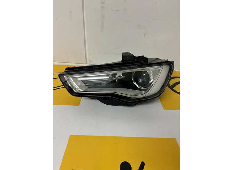 Koplamp Audi A3 8V Bixenon 2012-2016 8VO941005 Linksvoor