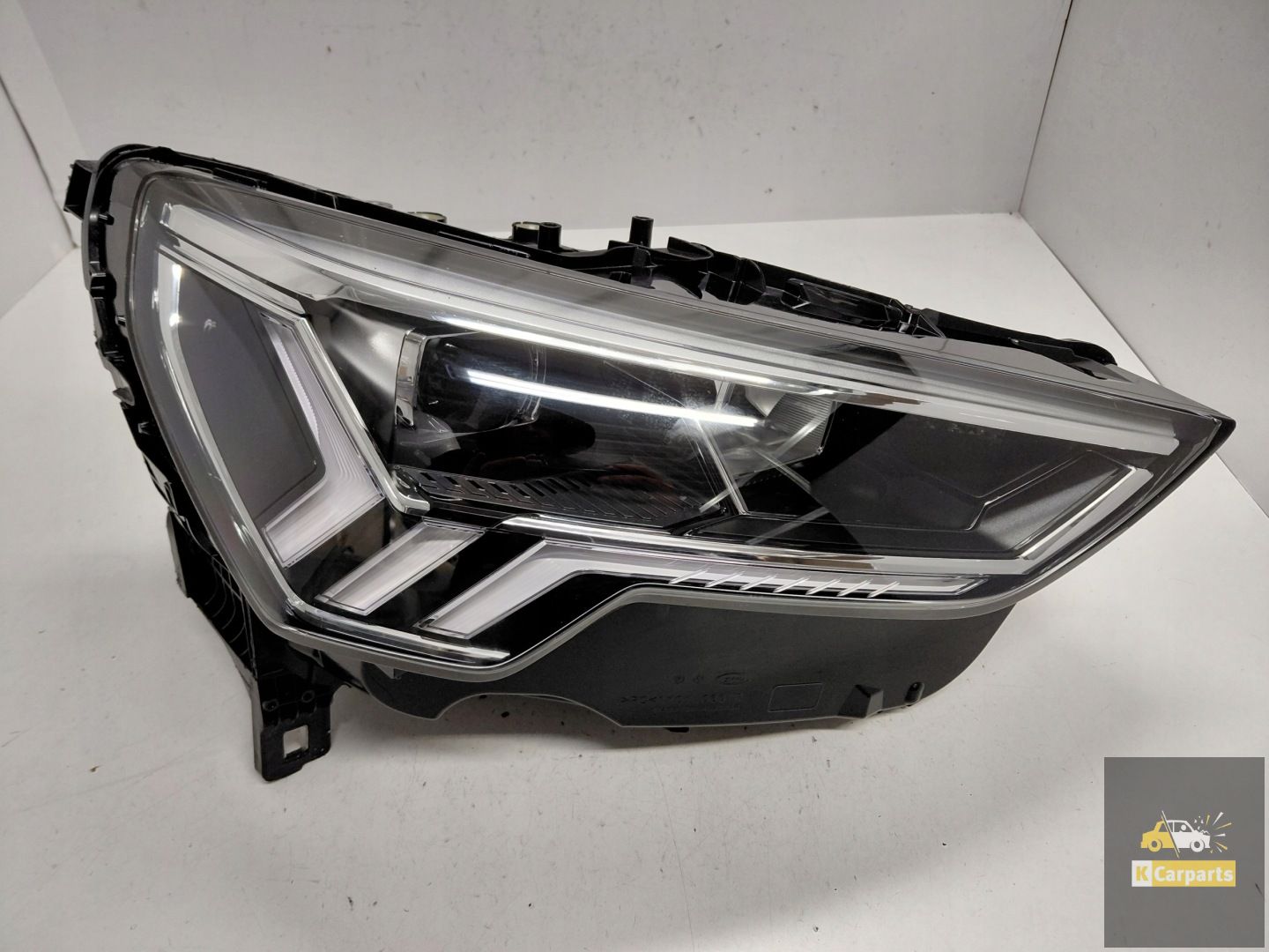 83A.941.034, Audi Q3 83A II Full Led lamp rechts Perfect