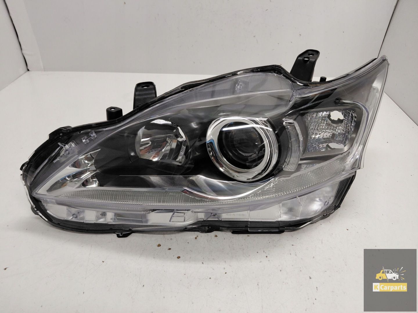 Lexus CT 200H LED lens links