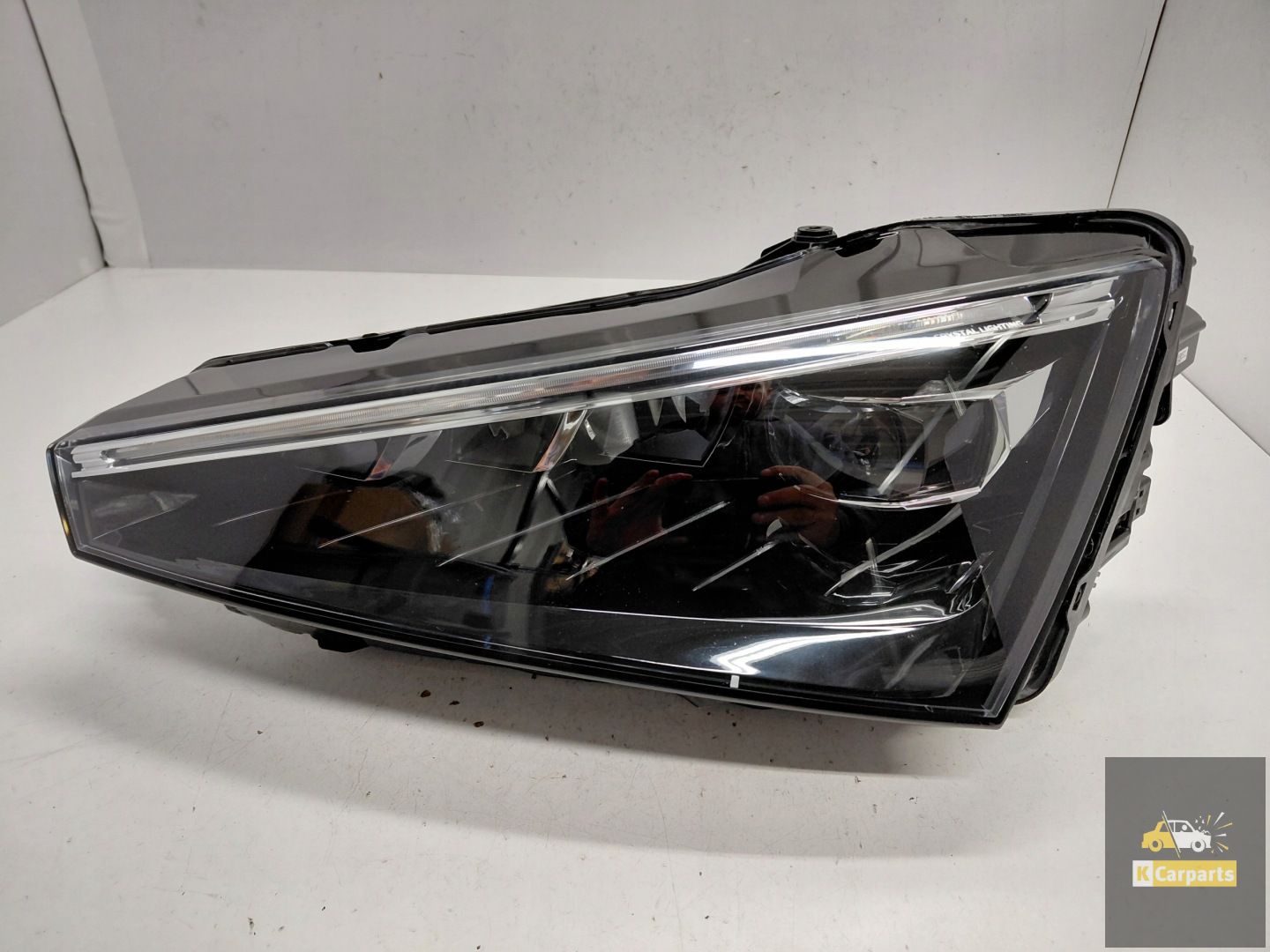 657941015A, Skoda Scala Full LED light left