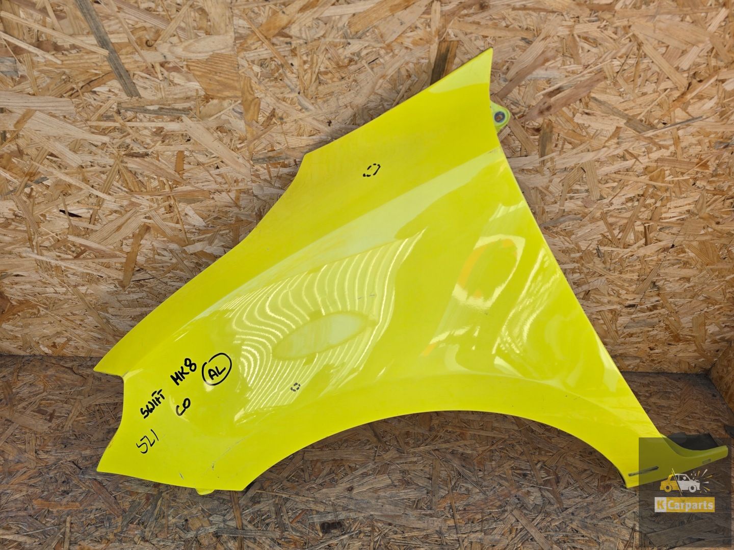 Suzuki Swift VI Mk8 17-24 left front wing