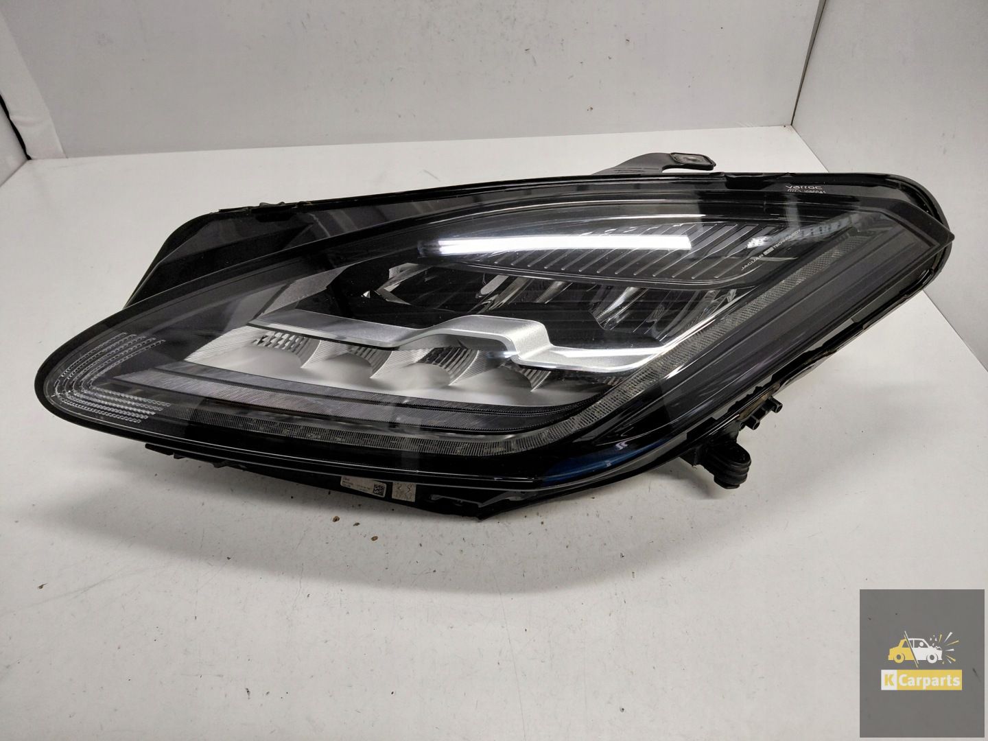 J9C3-13W030-ED, Jaguar E-Pace MID LED-Lampenverbinder