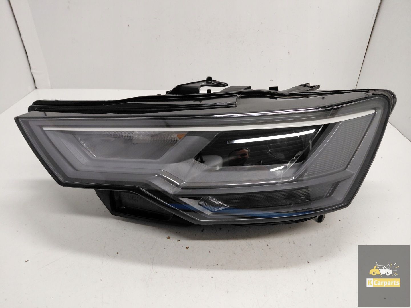 4K0.941.033, Audi A6 C8 4k LED Linkerlamp Ideal