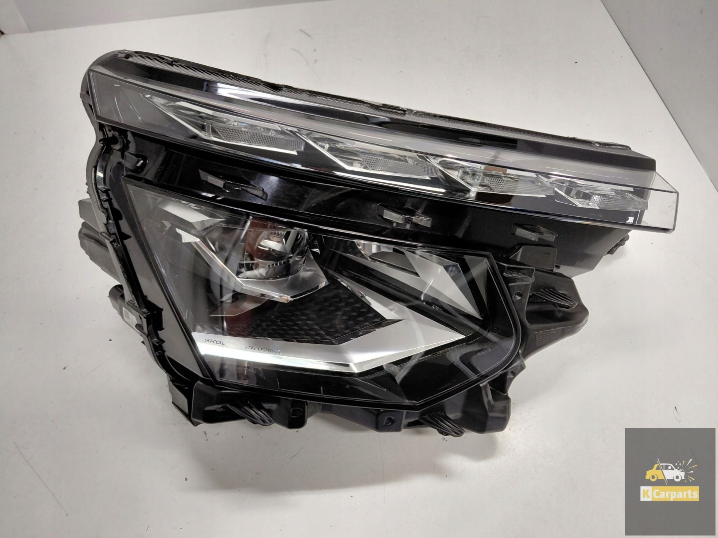 655941016C, Skoda Kamiq Lift Volledig Ledlamp rechts Perfect