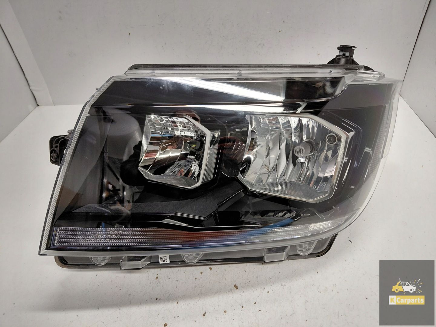 7C1.941.005.A, VW Crafter II Plain Black linkerlamp Ideaal
