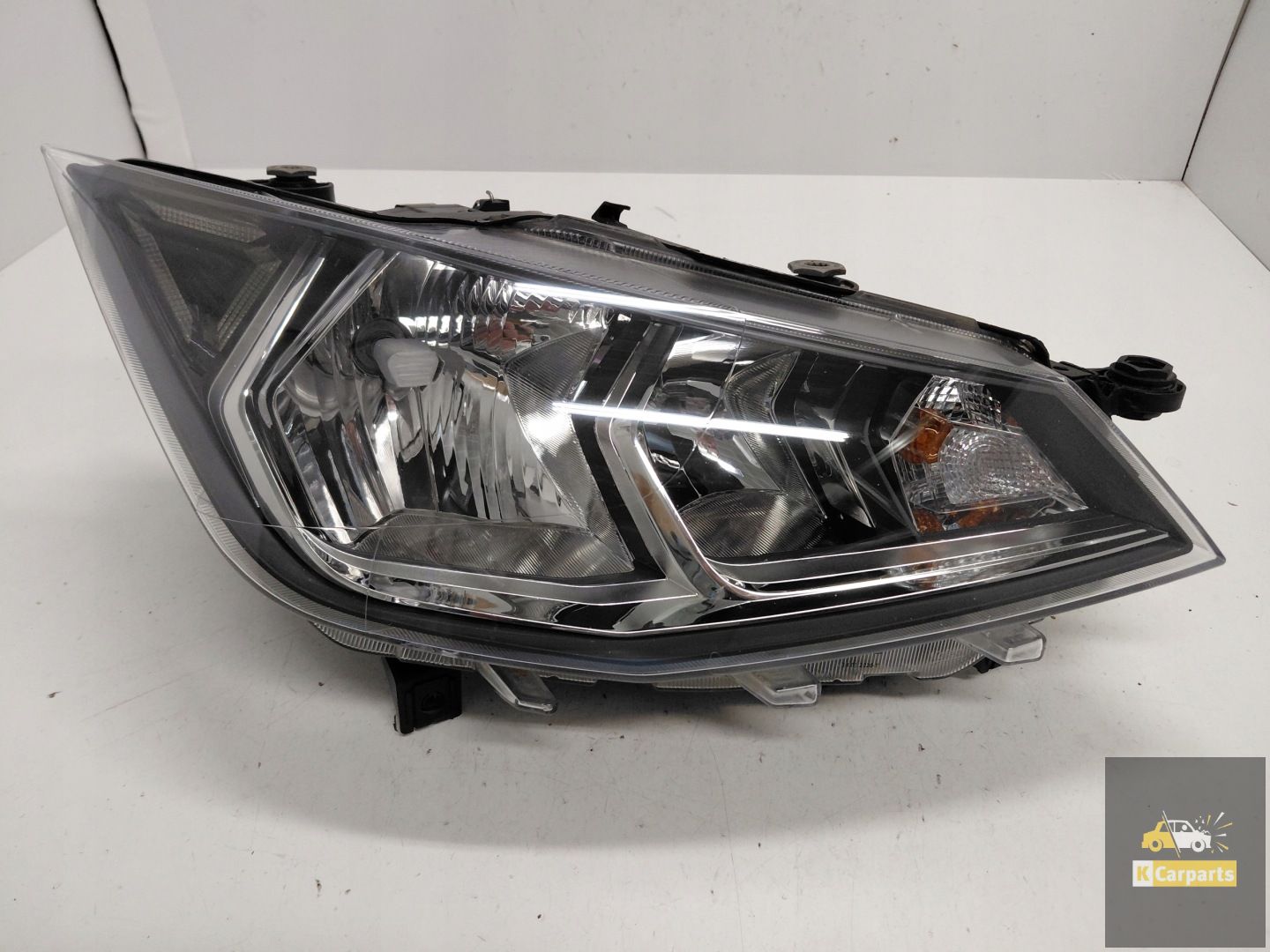 6F1941016B, Seat Ibiza V 6F Arona Just mit LED-Leuchte rechts
