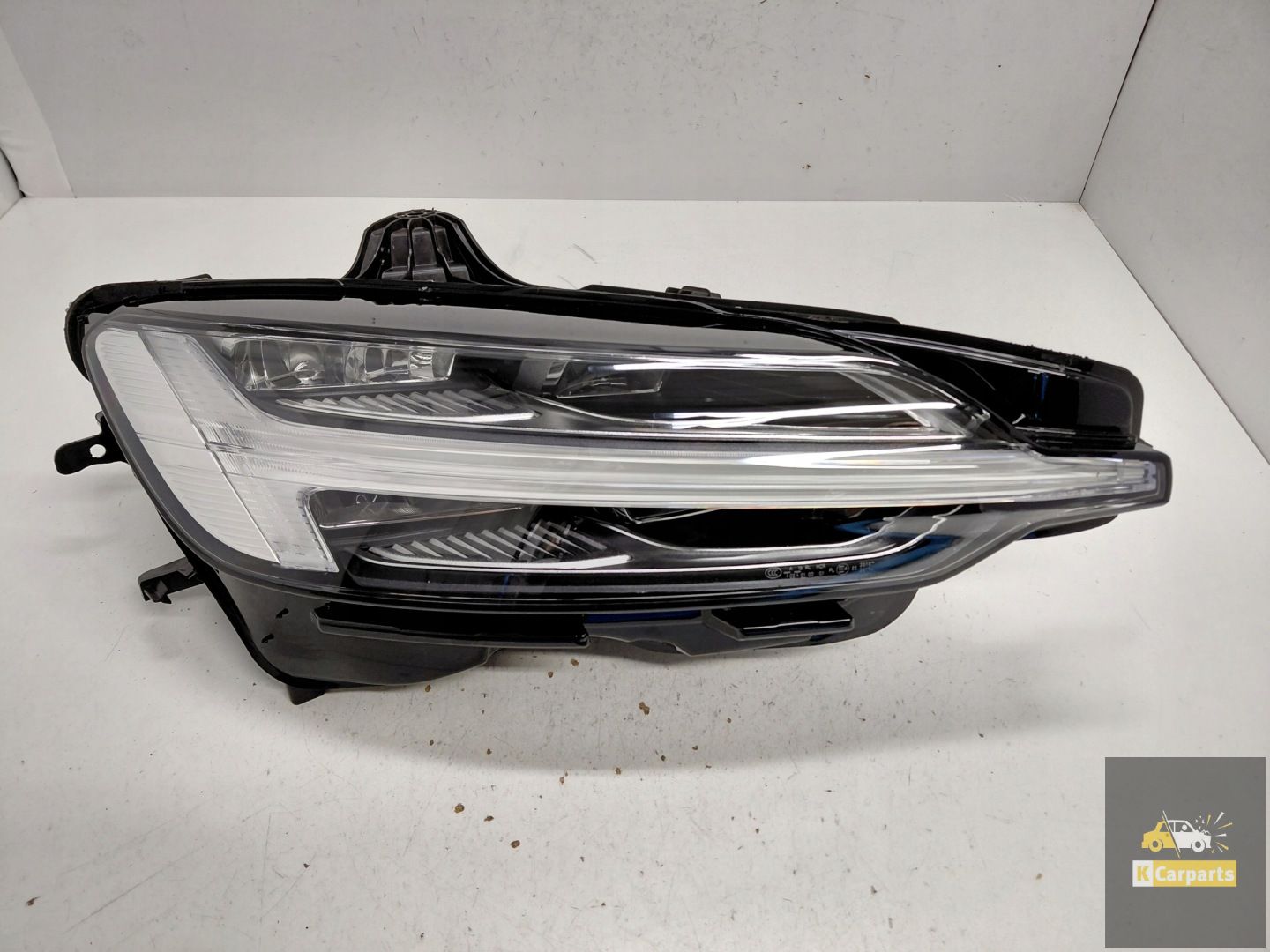 Volvo V60 S60 III Lift MID LED right lamp