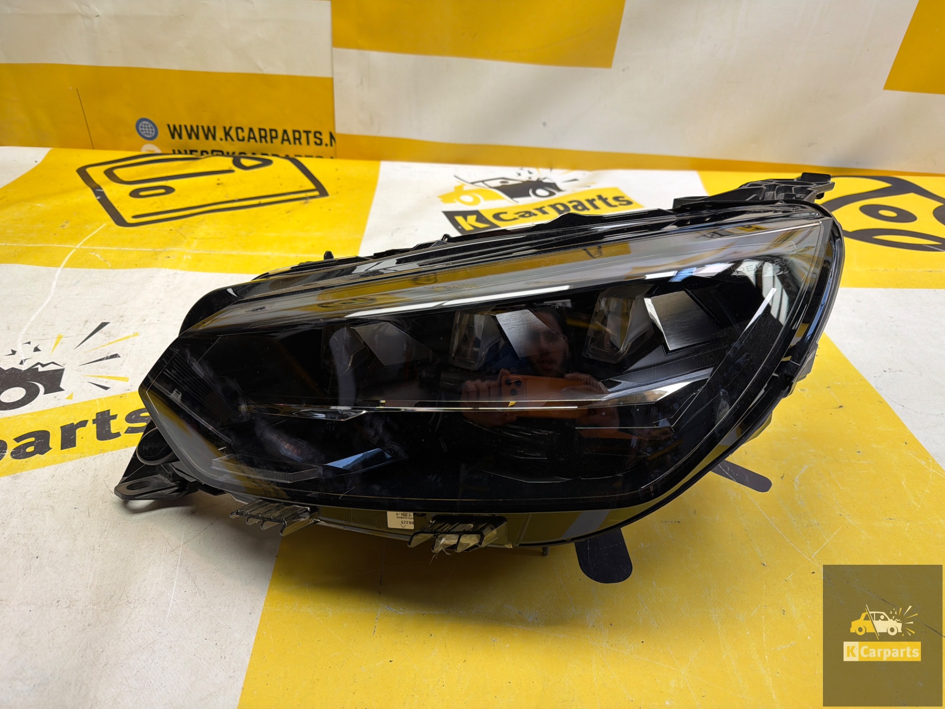 Koplamp Peugeot 208-2008 Koplamp Links 9850598580 2023- facelift