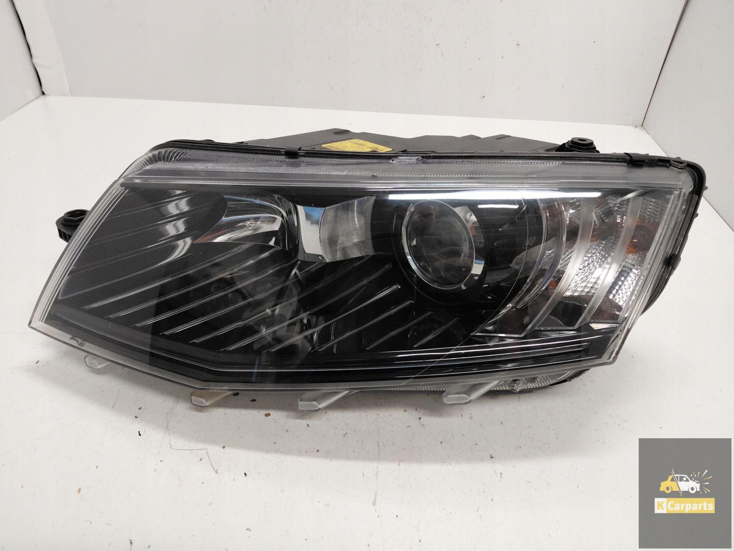 5E1941015B, Skoda Octavia III Xenon LED-licht links
