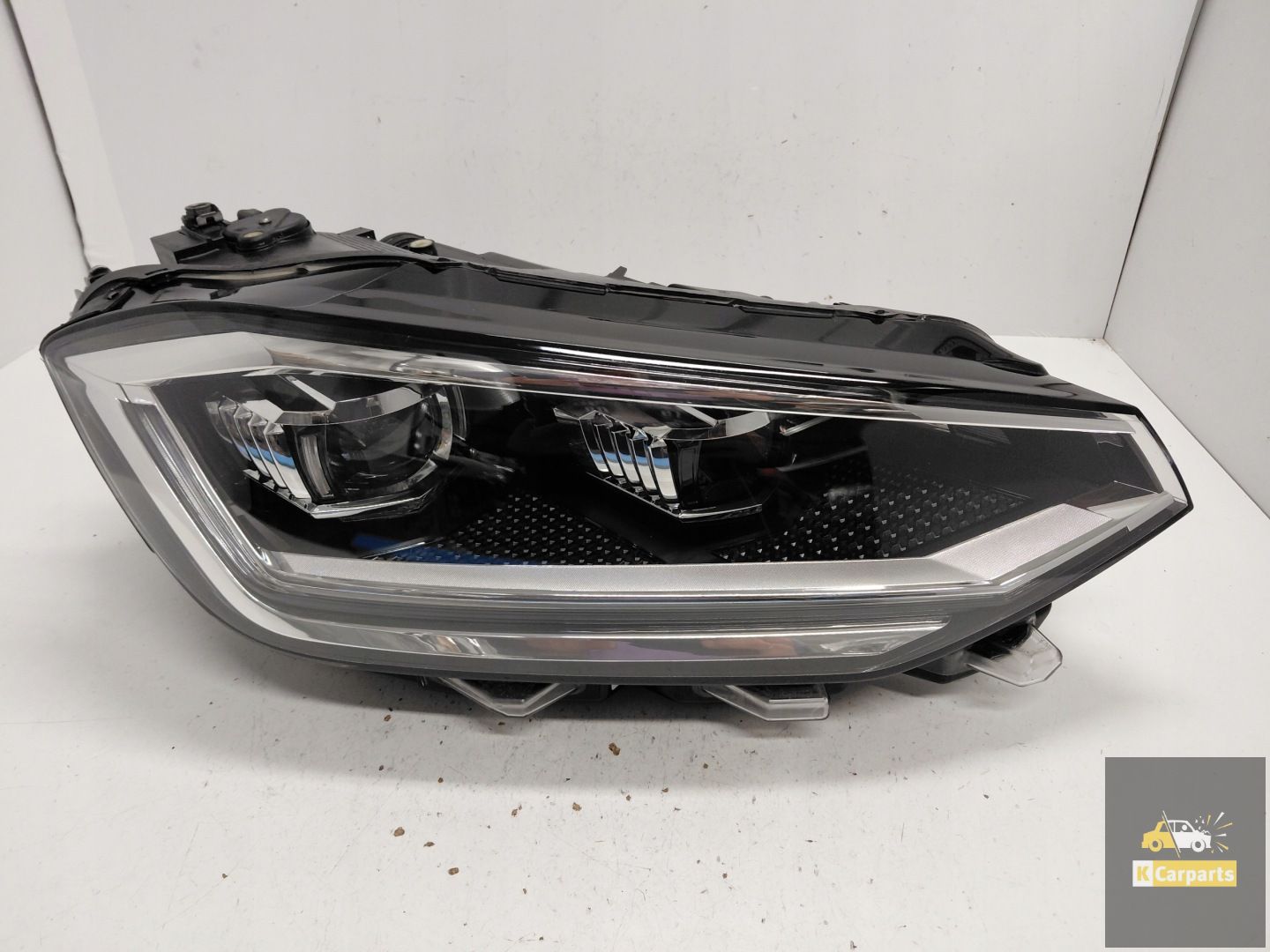 517941036A, VW Sportsvan Lift Voll-LED-Lampe rechts, perfekt