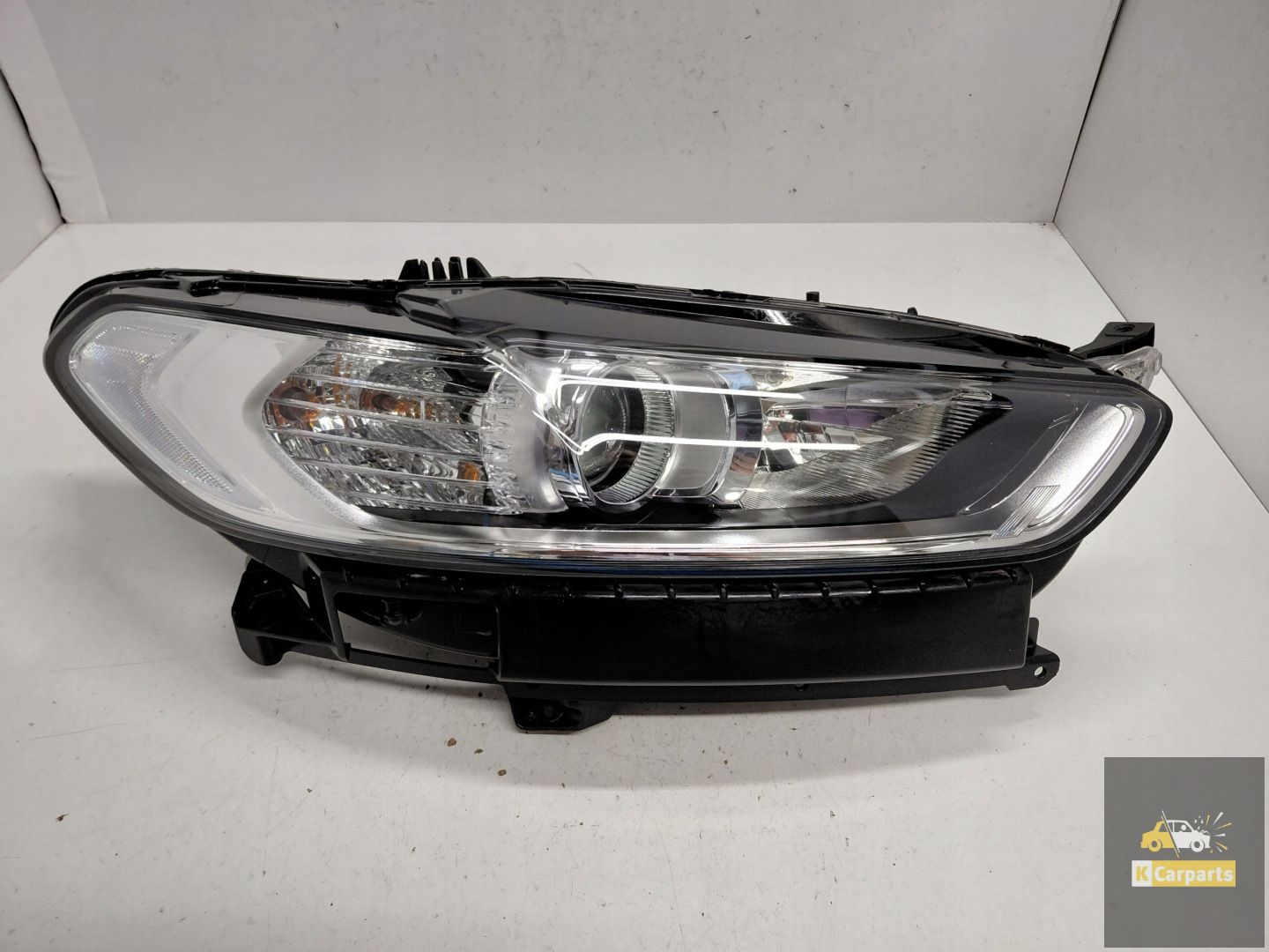 ES73-13W029-ED, Ford Mondeo Mk5 Lift Lens Met Voet Rechts Lamp Perfect