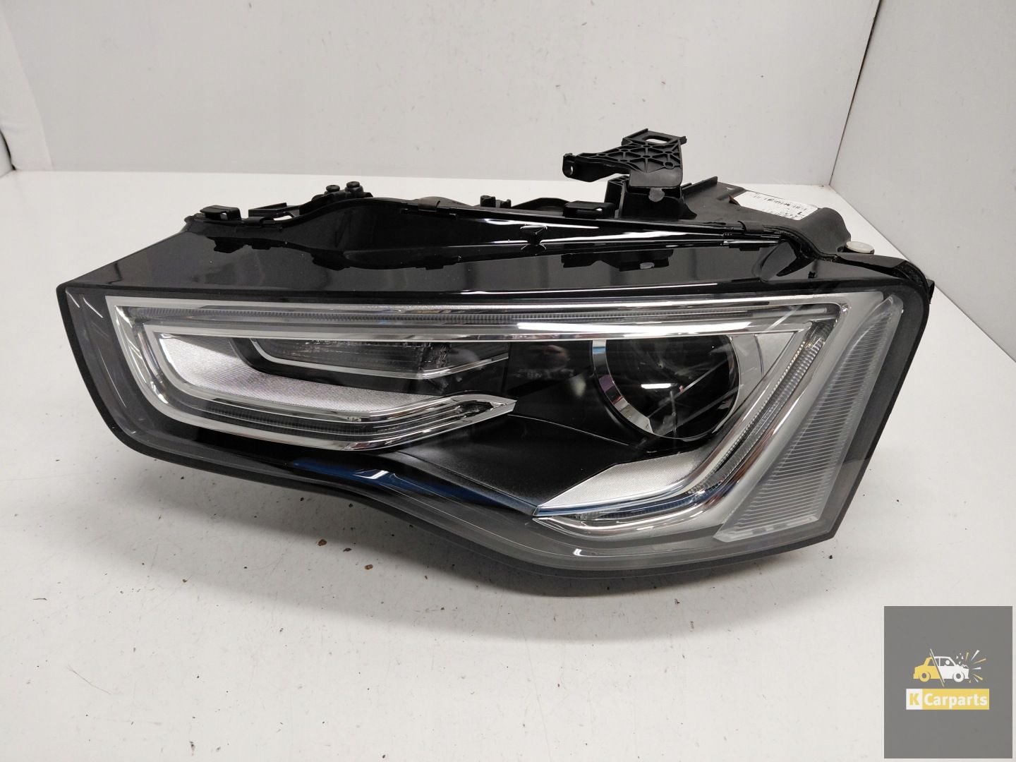 8T0941005C, Audi A5 8T0 Phare xénon gauche sans torsion