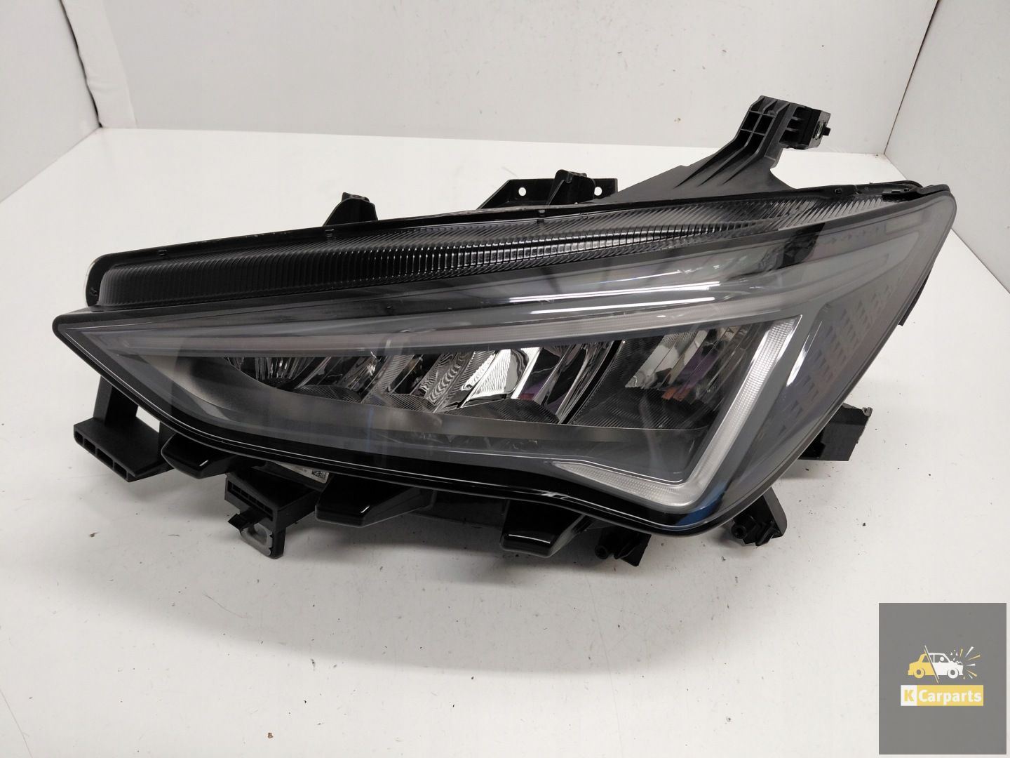 Cupra Born Full LEDlamp links