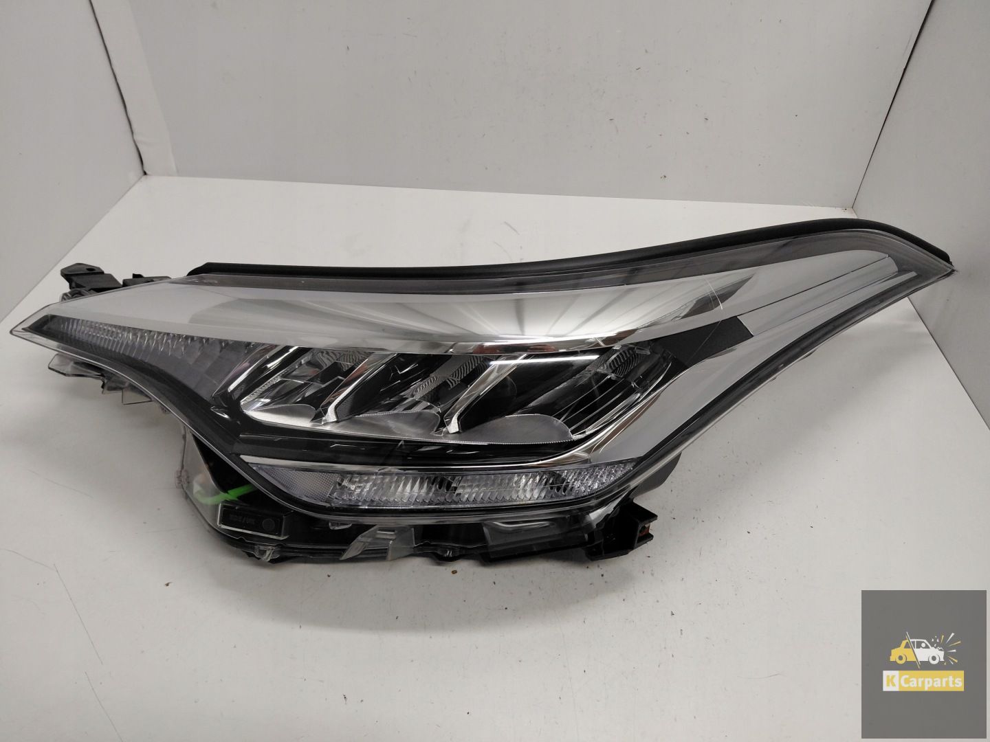 81150-F4180-00, Toyota CHR Lift LED-lamp links