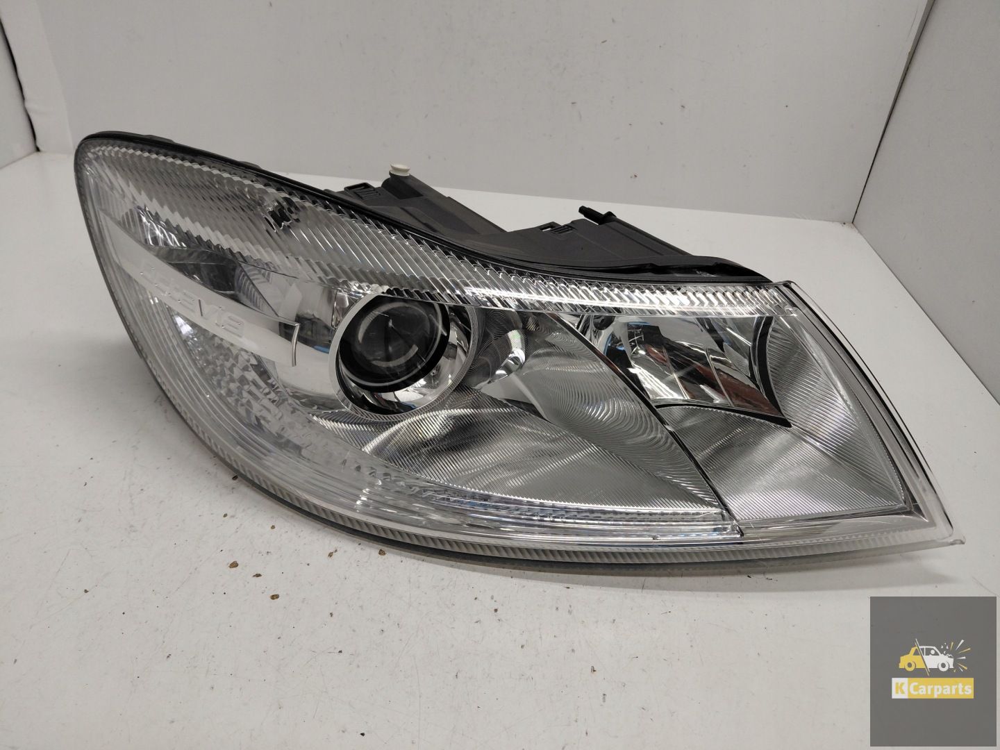 1Z1941018S, Skoda Octavia II Lift Lens right Perfect NEW