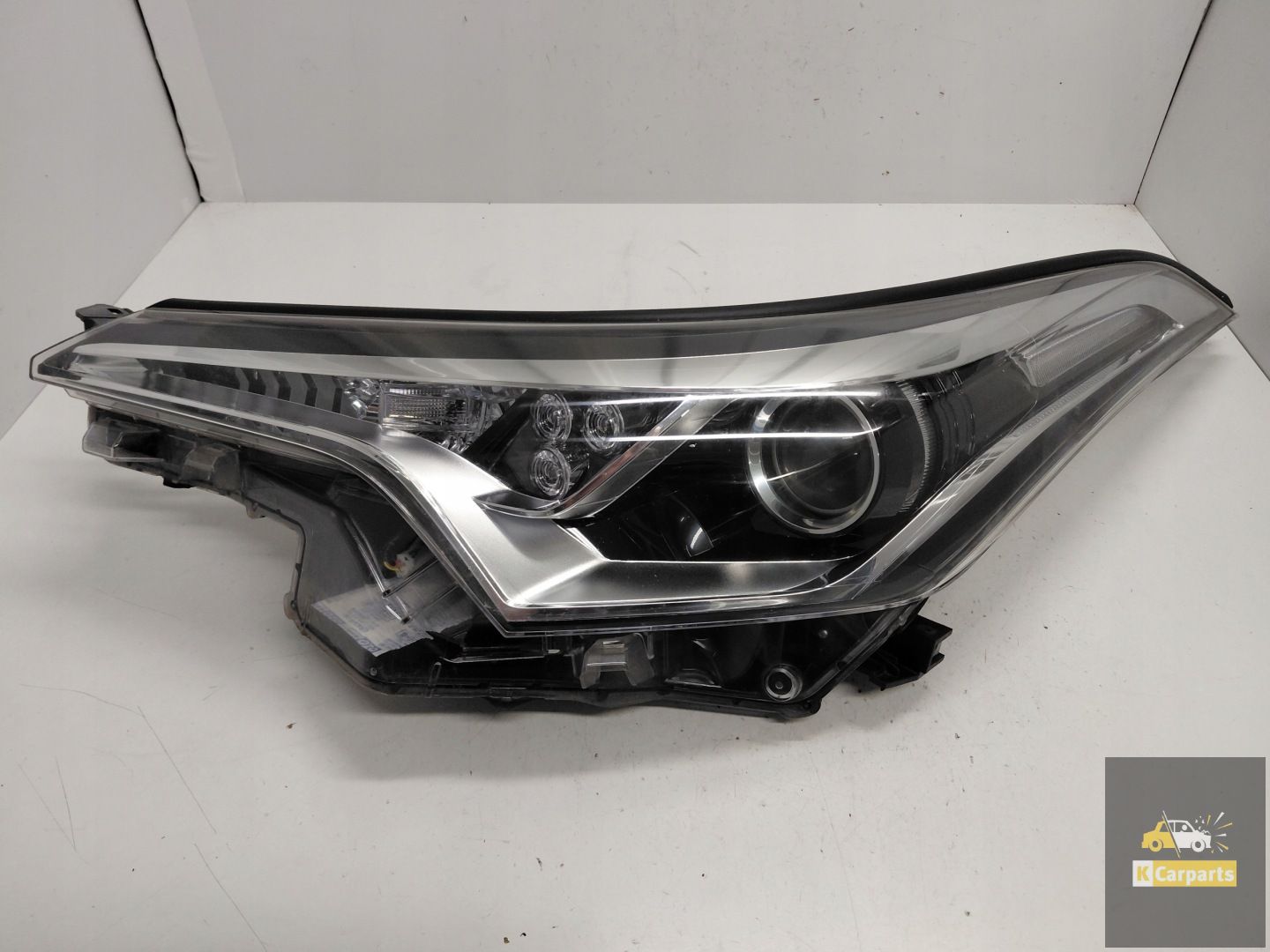 81150-F4031-00, Toyota CHR LED-lamp links