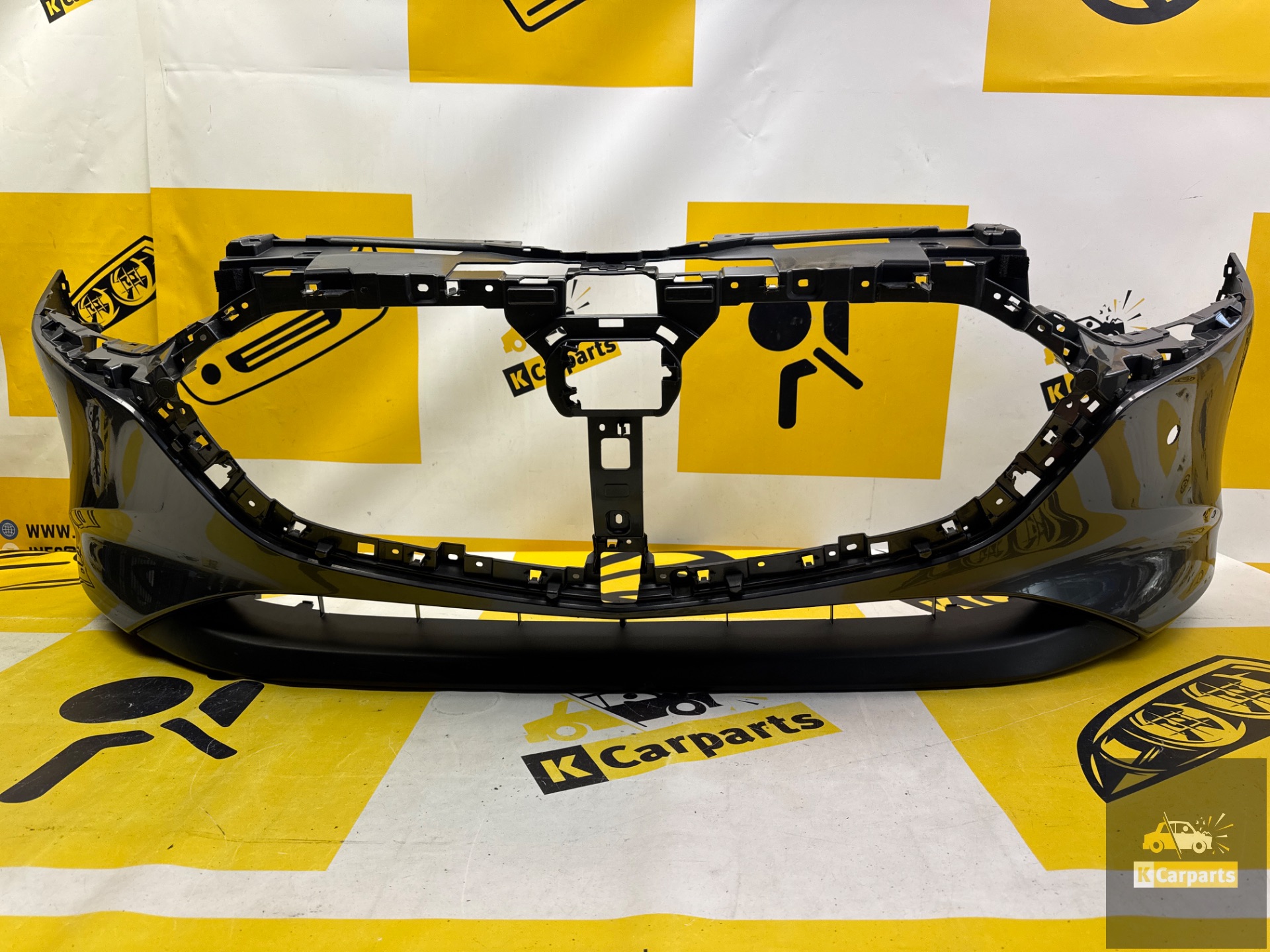Voorbumper Mazda 3 IV Origineel Bumper PDC BCKN-50031 2018-