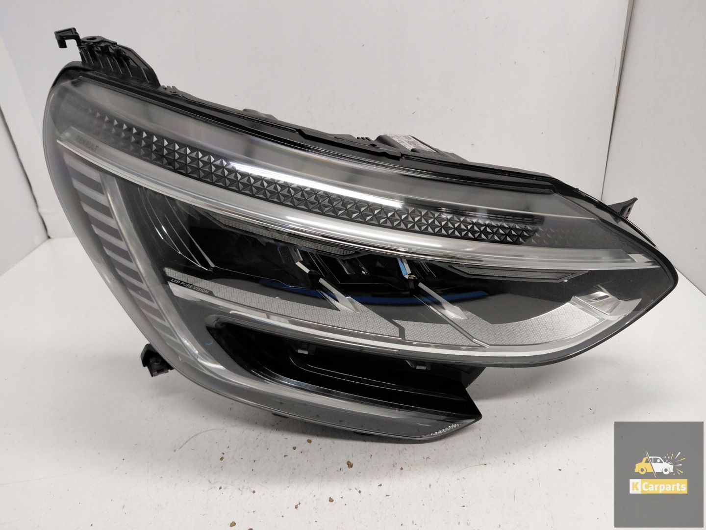 260105675R, Renault Megane IV Lift Volledig Ledlamp rechts Perfect