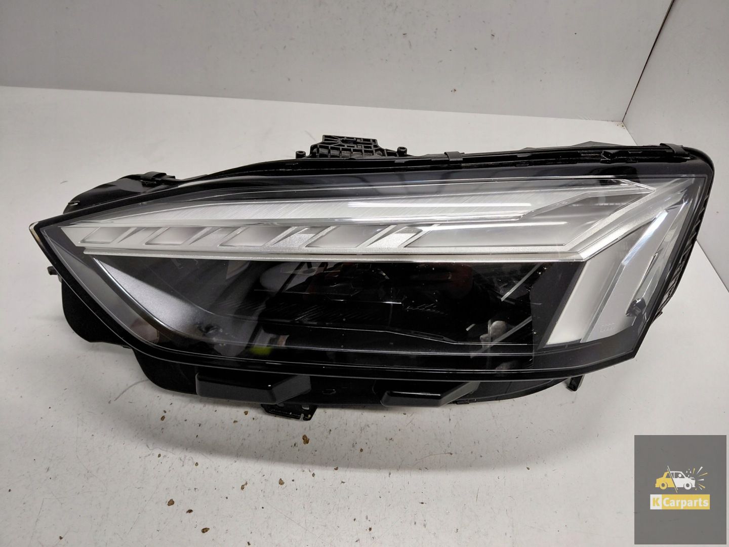 8W6.941.039, Audi A5 8W B9 Lift Full Led-lamp links Idealal