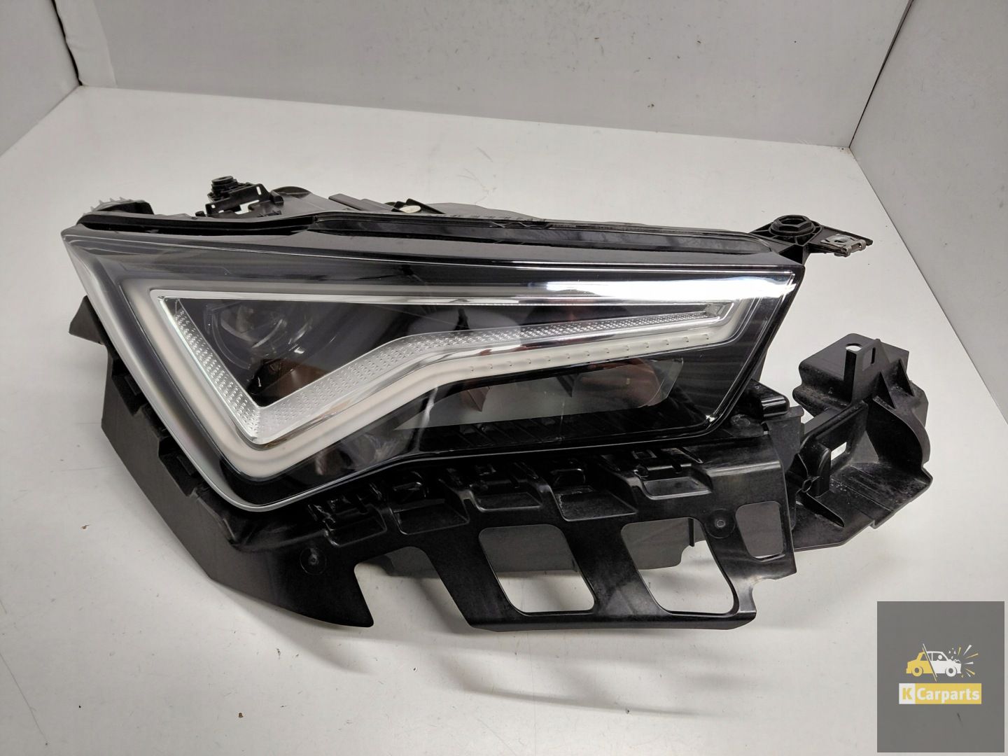 576.941.032.B, Seat Ateca Lift Full Led lamp rechts Perfect