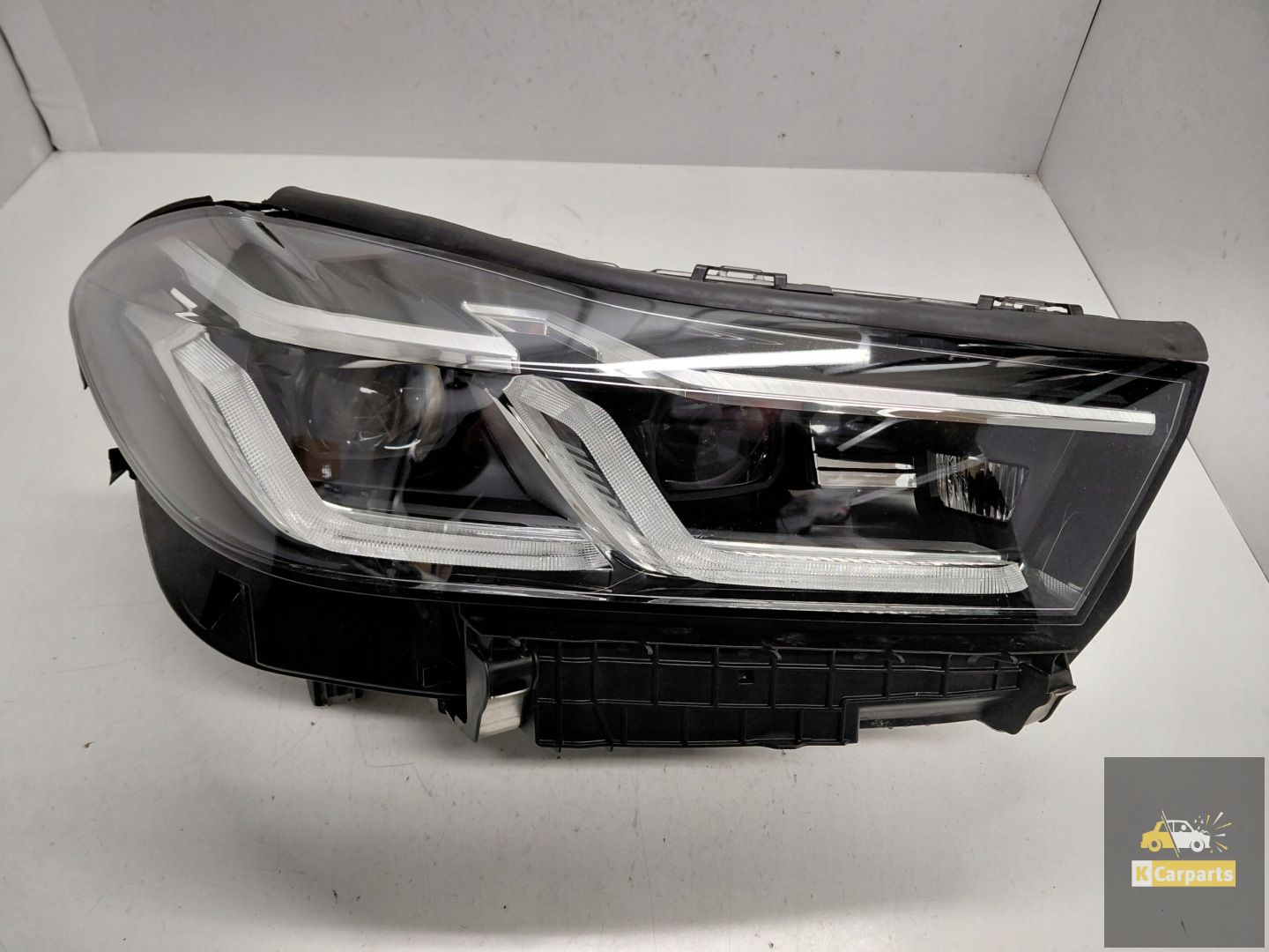 9850536, BMW G32 6GT Lift Full LED lamp right