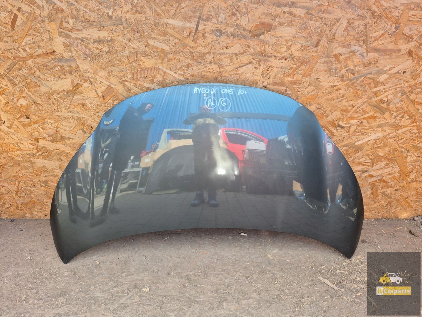 Toyota Aygo X motorkap