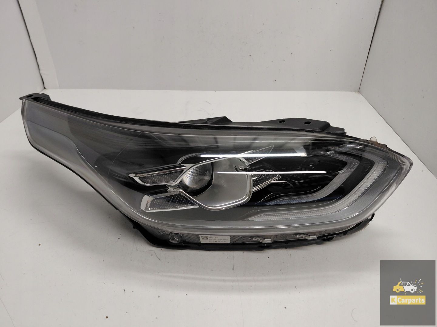 92102J7100, KIA Ceed III Full Led lamp rechts Perfect