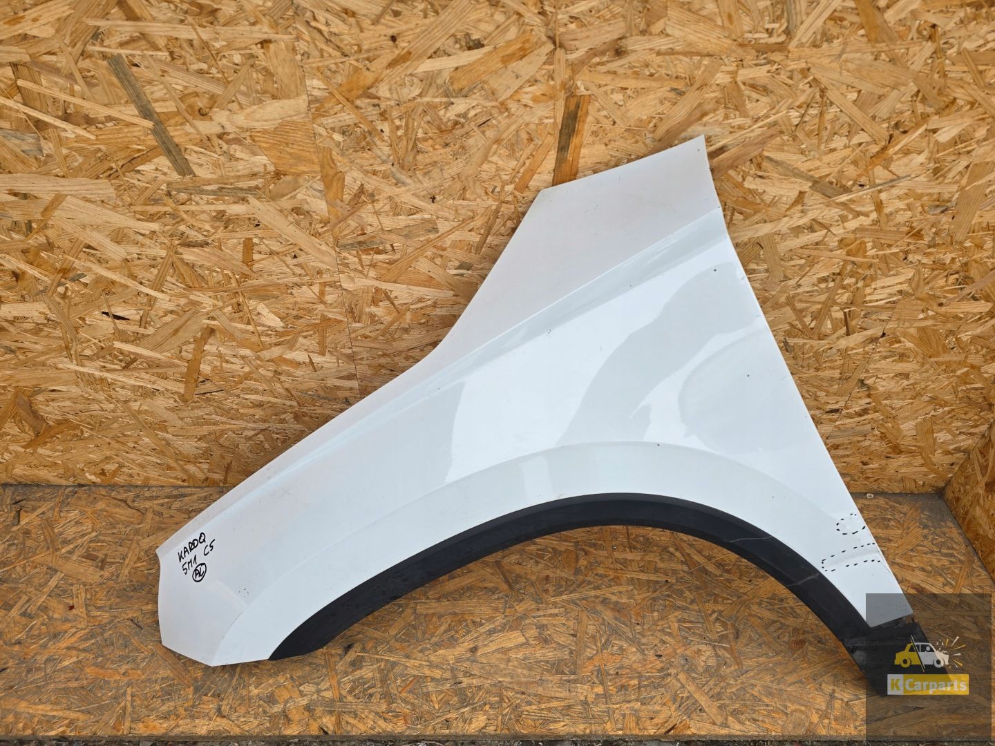 Skoda Karoq left front wing