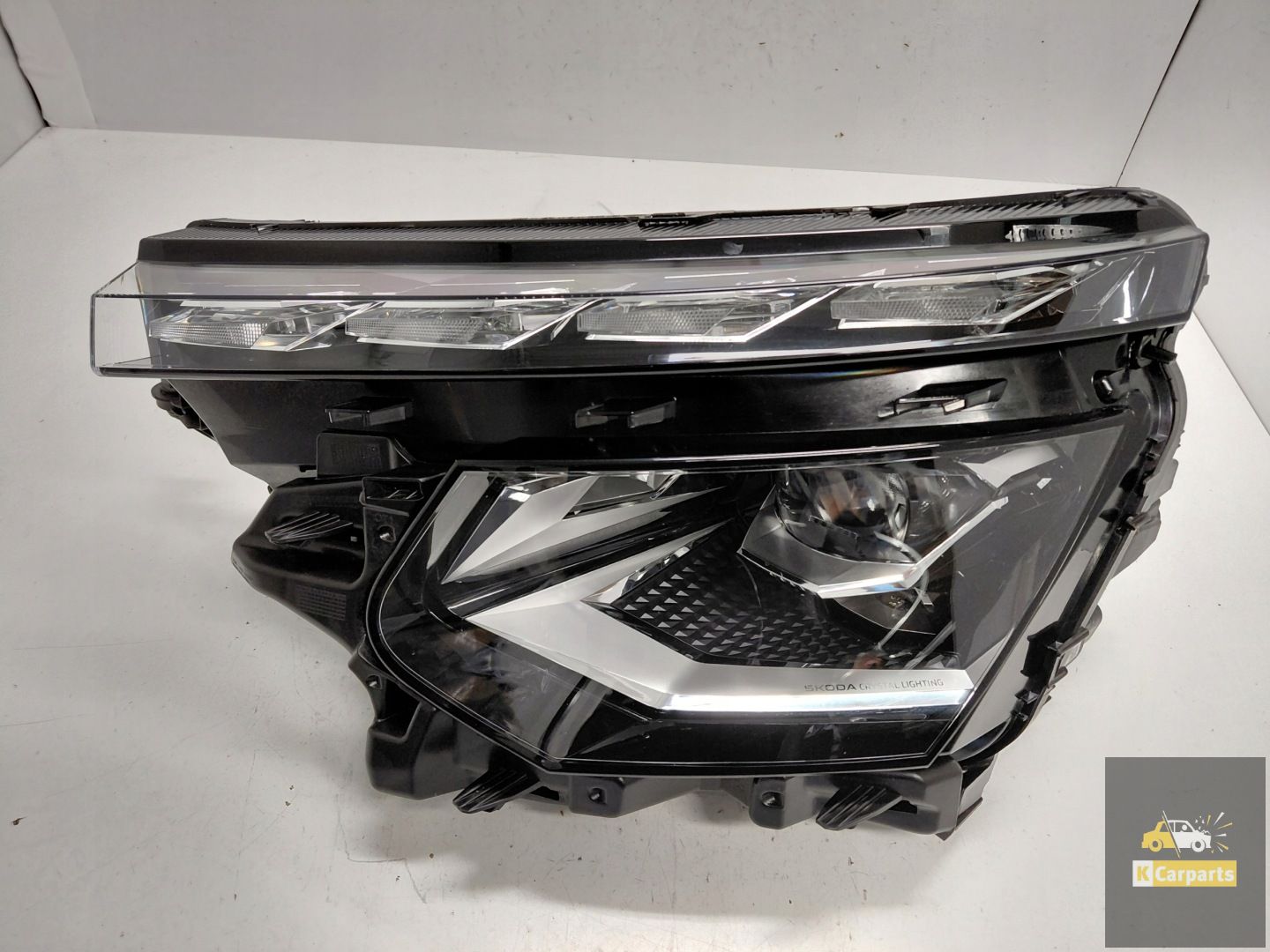 655941015C, Skoda Kamiq Lift Full Led-lamp links Ideaal