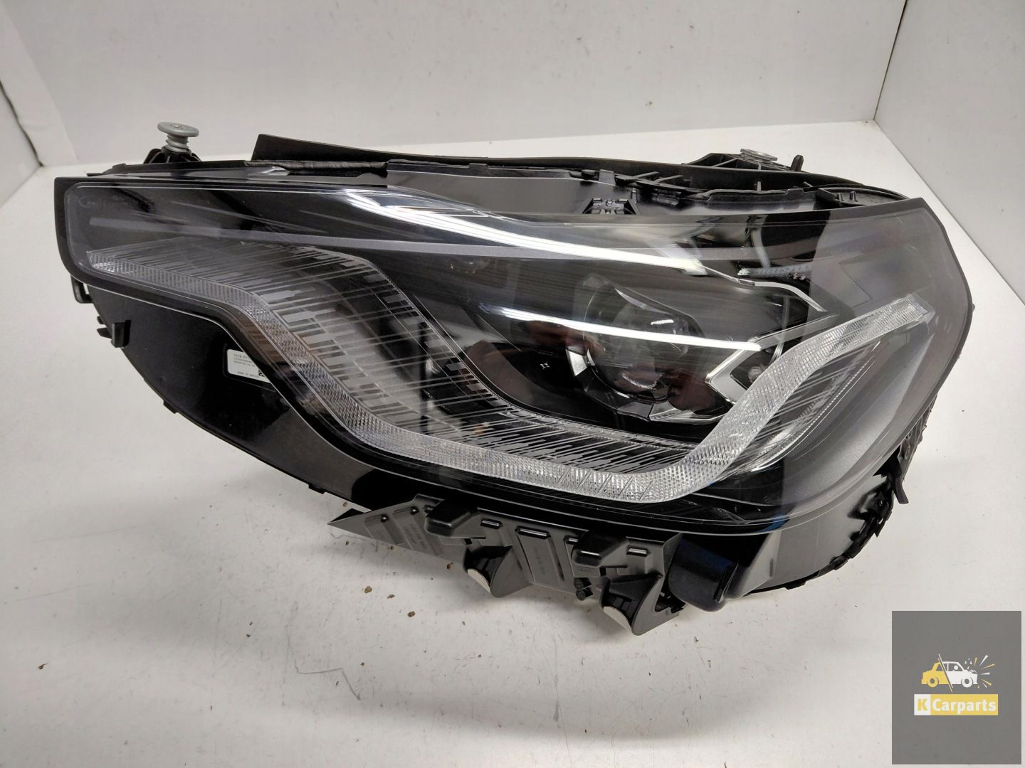 8083635, BMW G42 Full LED Adaptive Shade Light Left Ideal