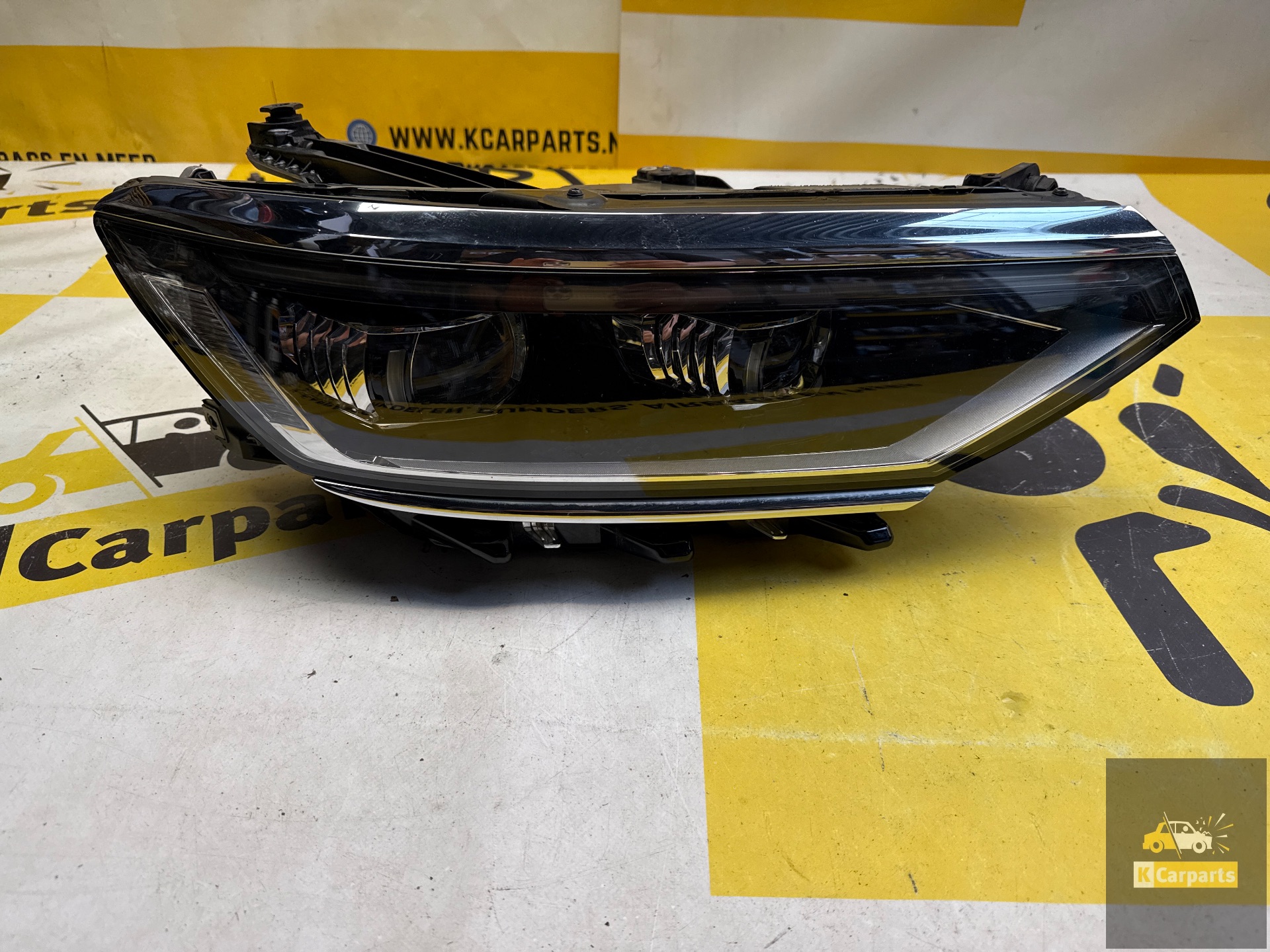 Lamp VW Passat B8 Lift IQ Light matrix headlight Right 3G1941082P