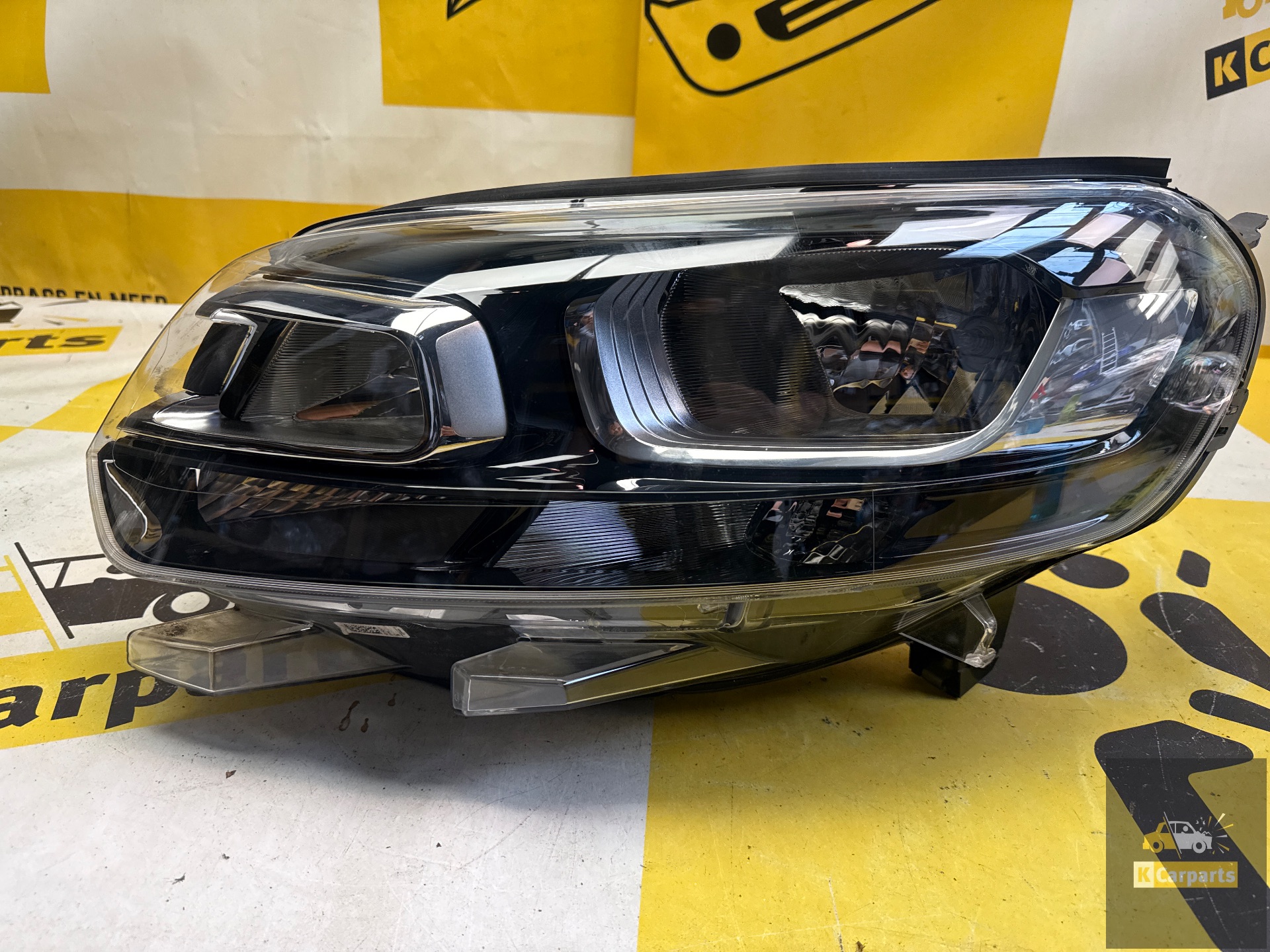Lamp Opel vivaro citroen jumpy links koplamp 9808567780