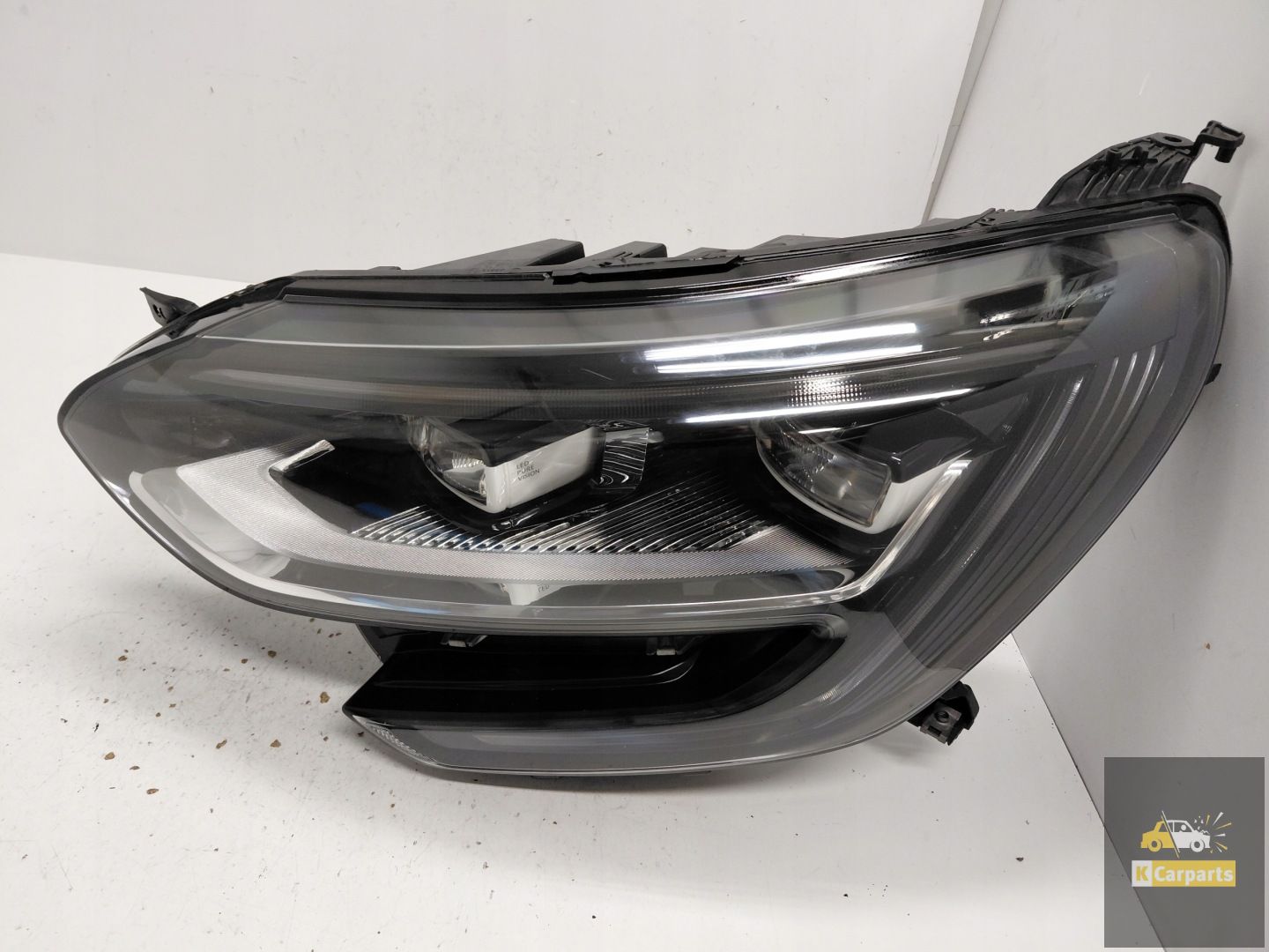 260604423R, Renault Megane IV Volledig Led-licht links